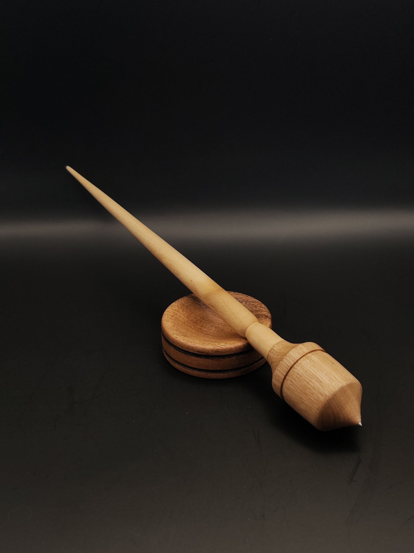 Support Spindle: Sycamore and Walnut (27 cm / 10.63 inches, 23 g / 0.81 oz) with Metal Tip