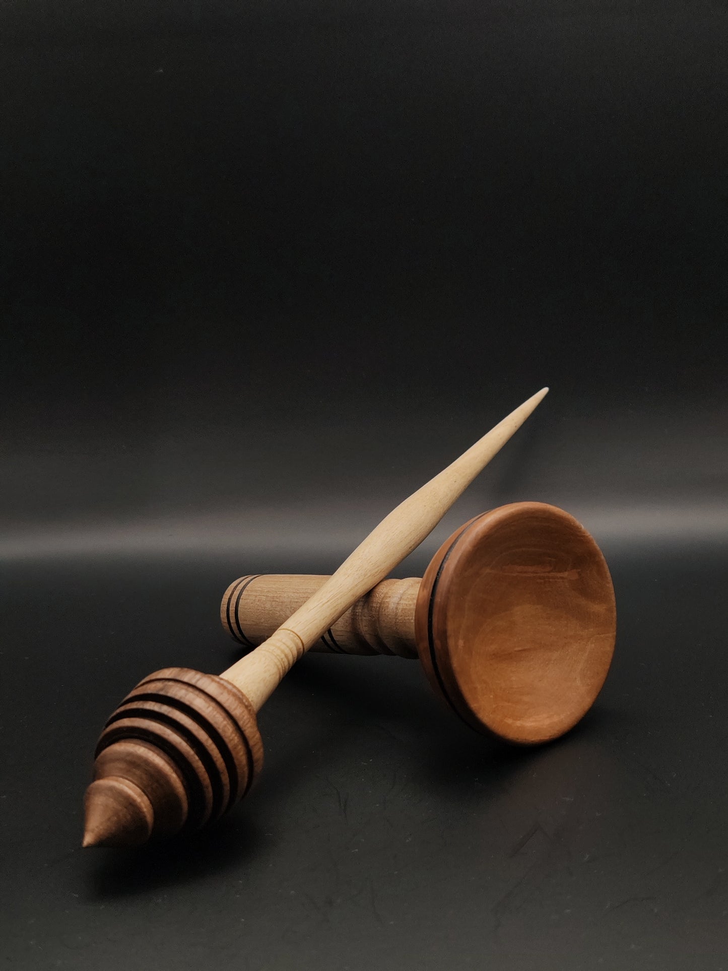 Support Spindle Set: White Walnut and Dark Walnut (28.5 cm / 11.22 inches, 25 g / 0.88 oz) with Grey Walnut and Pear Lap Support Bowl