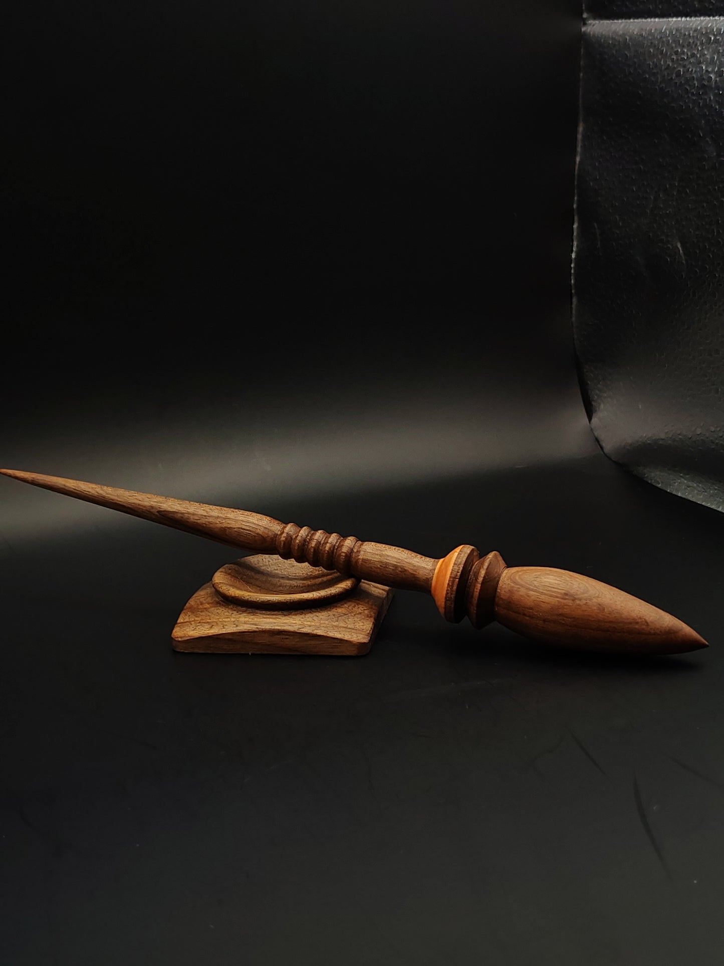 Artisan Support Spindle Set – Walnut Shaft & Rosewood Whorl – 25g / 0.88oz, 25cm / 9.84in – With Walnut Support Bowl | Organic Wax Finish | Kravelli Spindles