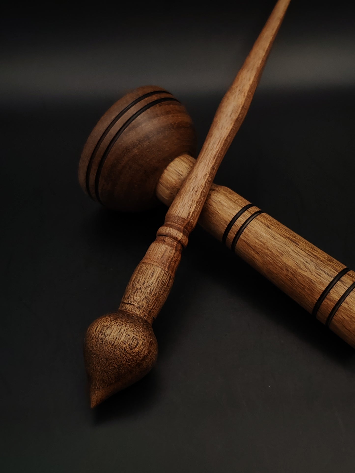 Support Spindle – Walnut Wood (24.5 cm / 9.6″, 19 g / 0.67 oz) + Walnut Lap Spinning Bowl | Artisan Handmade by Kravelli