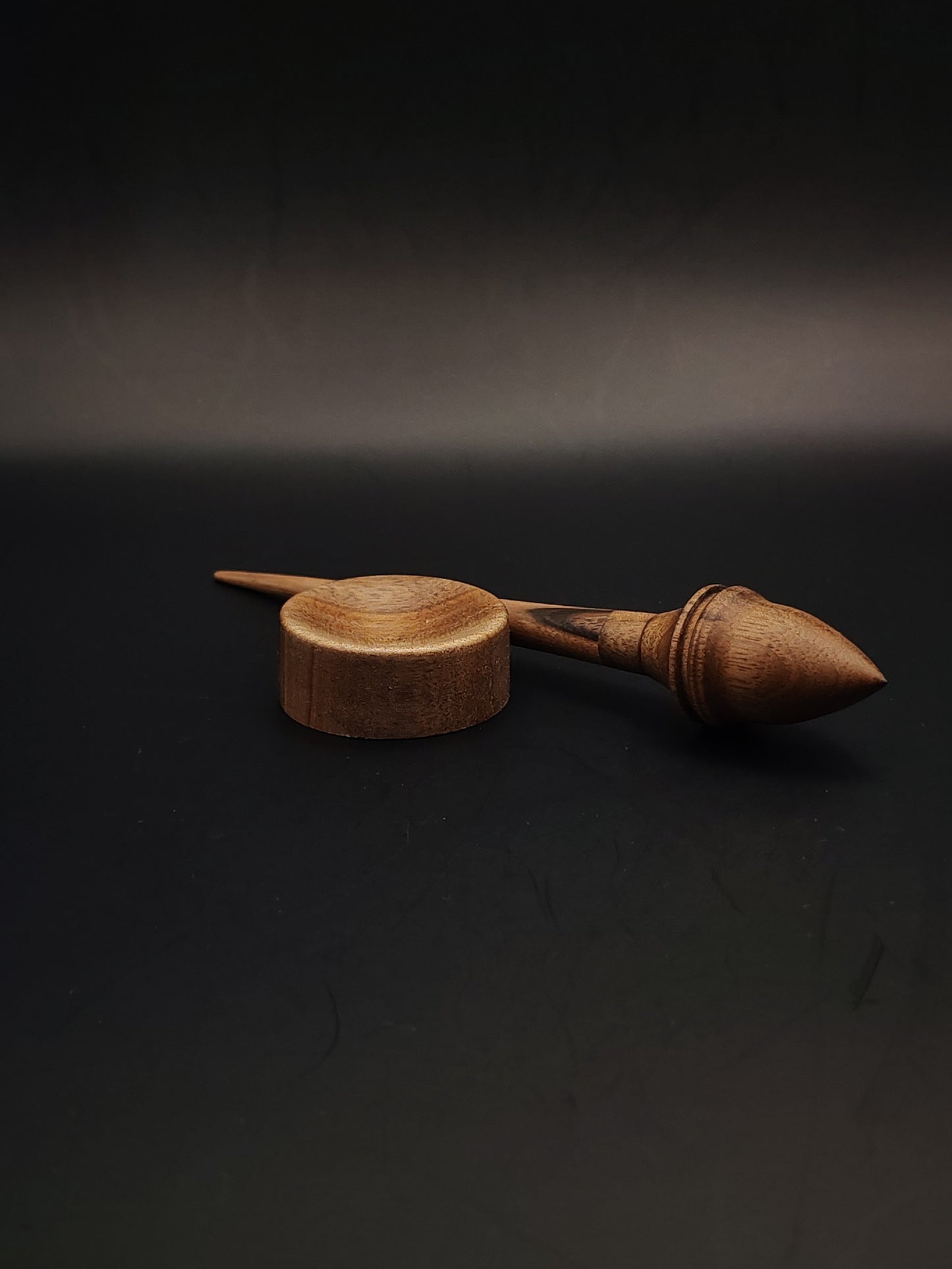 Mini Support Spindle Set: Walnut Wood (15.5 cm / 6.1 in, 9 g / 0.32 oz) with Tiny Walnut Support Bowl