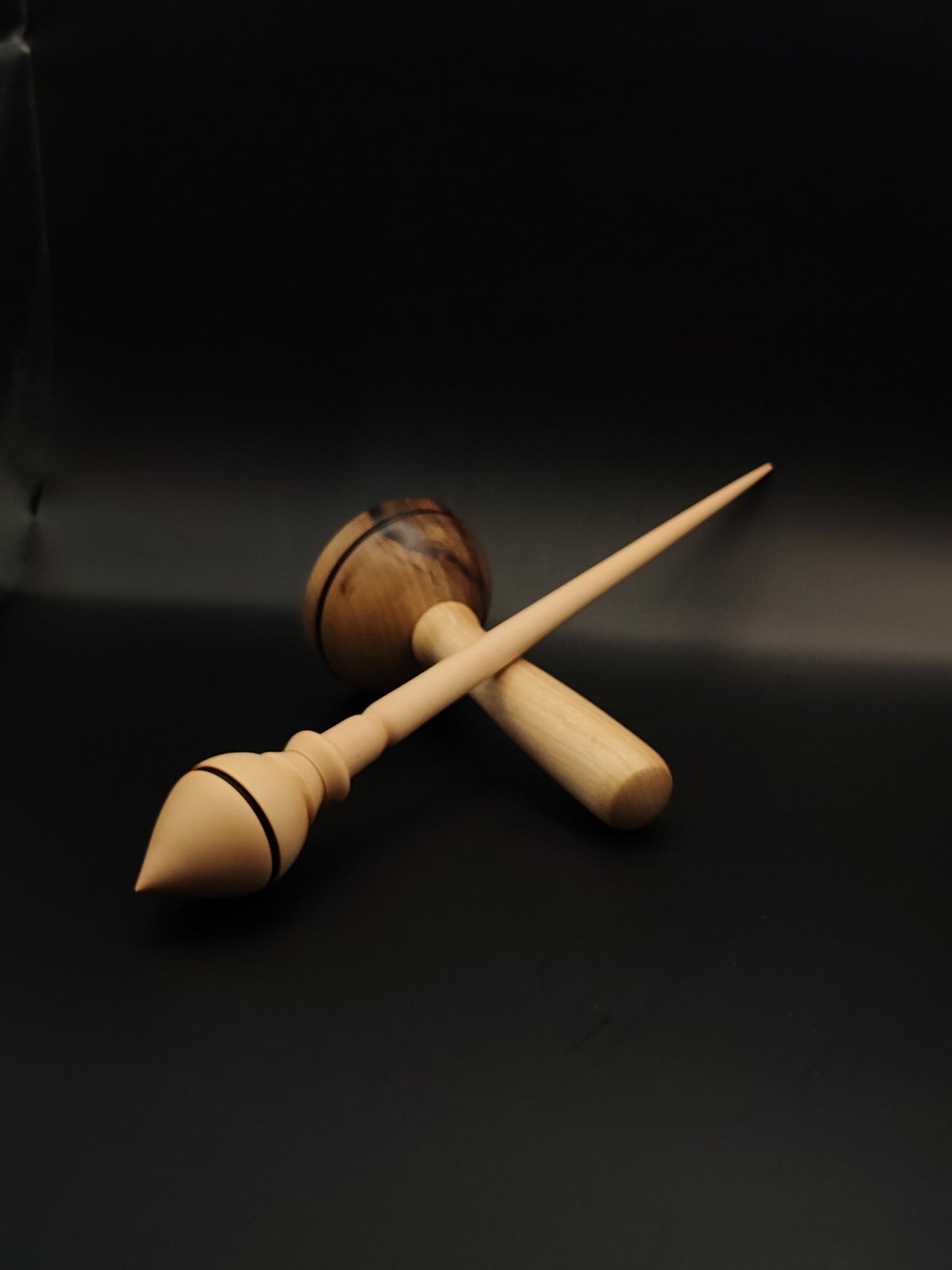 Support Spindle Set – White Pear (Panta) Wood – 33g / 1.16oz, 28.5cm / 11.22in – With Walnut Lap Support Bowl | Organic Wax Finish