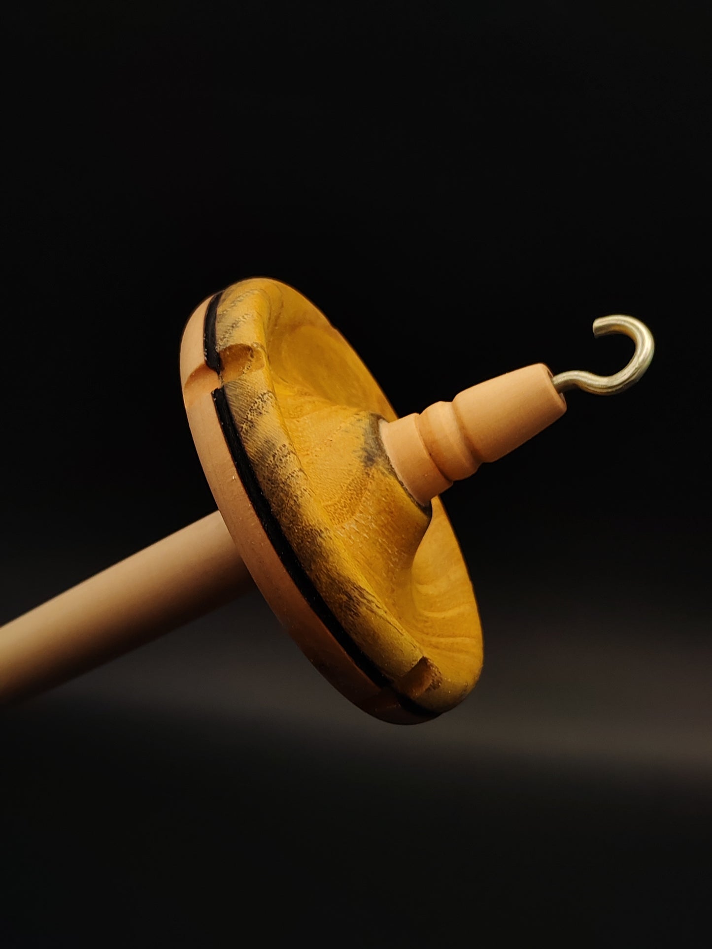 Drop Spindle – 32g / 1.12oz, 27cm / 10.62in – Apple Shaft with Pear & Mulberry Whorl | Balanced Spindle for Hand Spinning | Kravelli Spindles