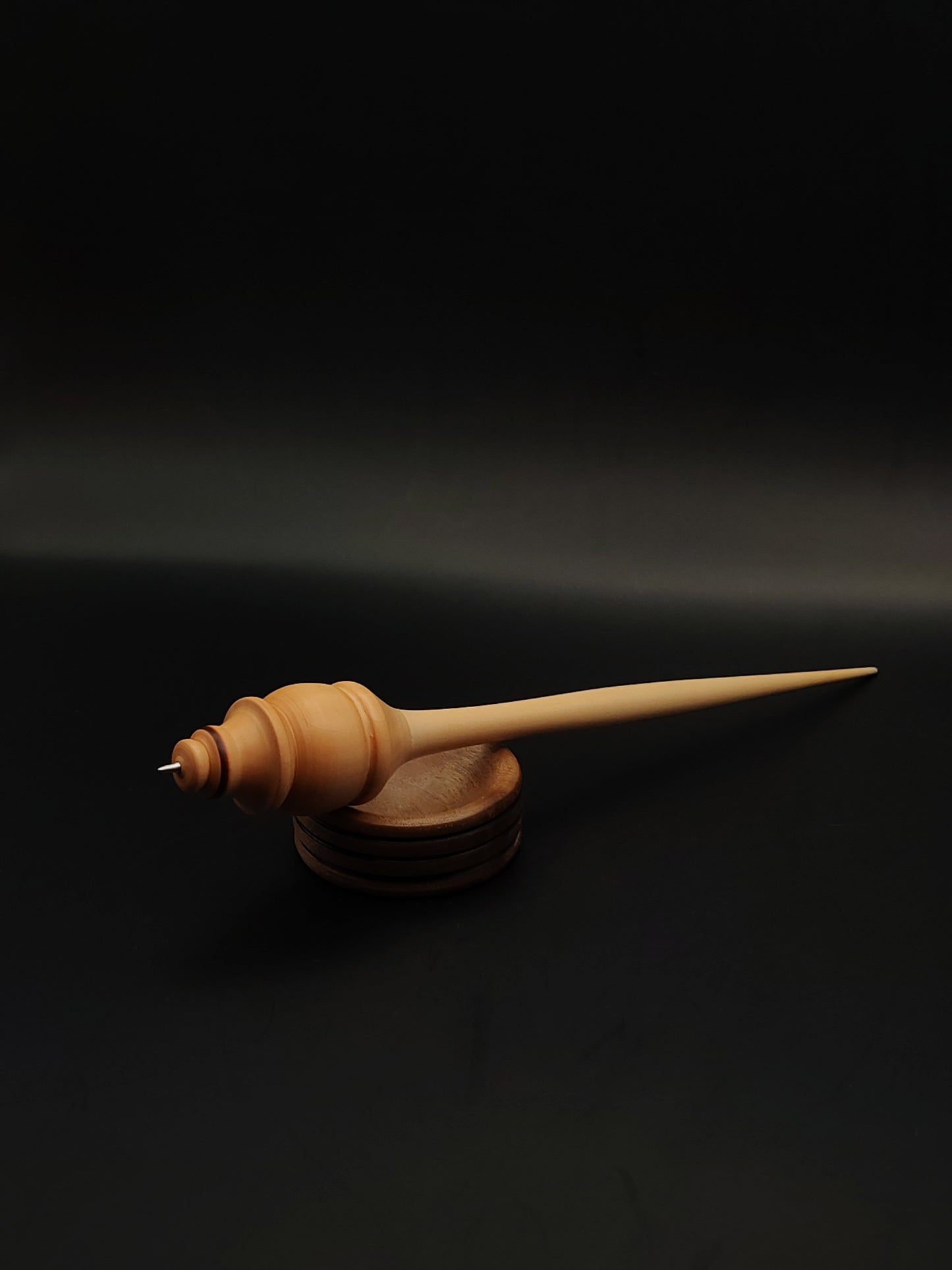 Support Spindle – Apple Shaft & Pear Whorl – 25g / 0.88oz, 24cm / 9.44in – With Walnut Support Bowl | Compact & Balanced Spindle for Supported Spinning | Kravelli Spindles
