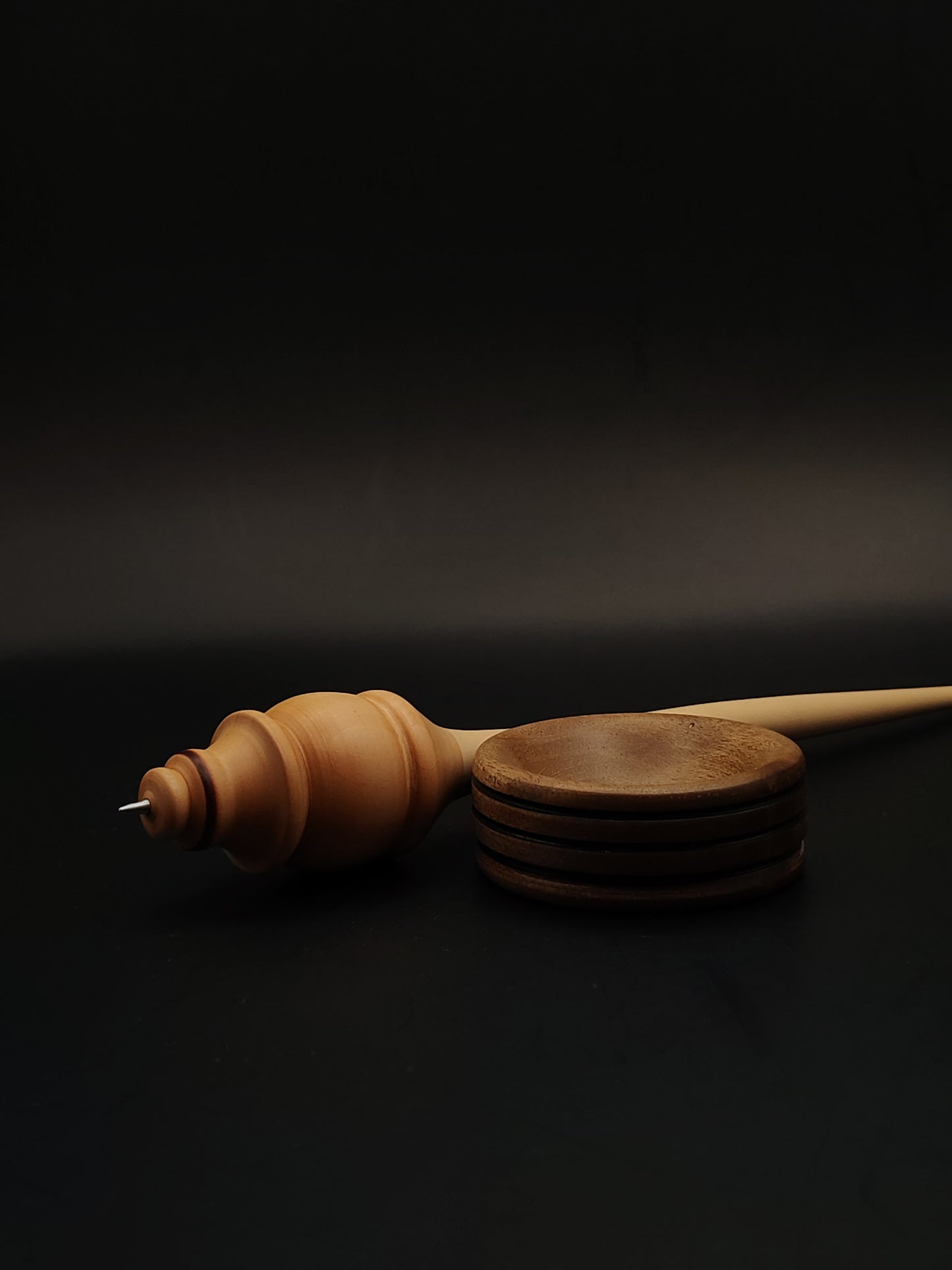 Support Spindle – Apple Shaft & Pear Whorl – 25g / 0.88oz, 24cm / 9.44in – With Walnut Support Bowl | Compact & Balanced Spindle for Supported Spinning | Kravelli Spindles