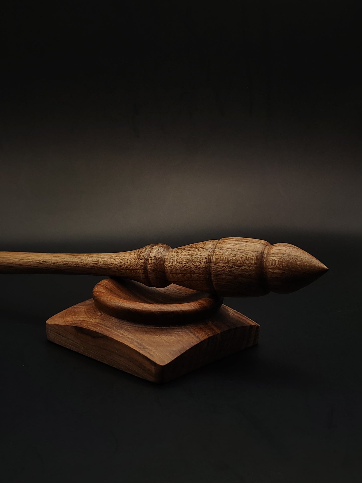 Walnut Artisan Support Spindle Set – 17g / 0.59oz, 24cm / 9.44in – With Walnut Support Bowl | Lightweight & Balanced Spindle for Supported Spinning | Kravelli Spindles