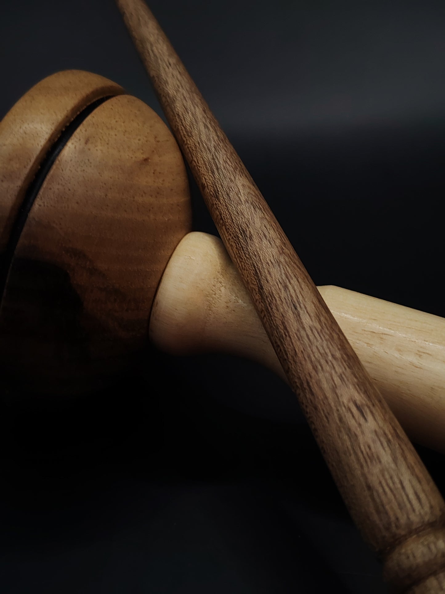 Support Spindle – 18g / 0.63oz, 25.5cm / 10.03in – Walnut Wood | With Apple & Walnut Lap Bowl | Lightweight Hand Spindle Set | Kravelli