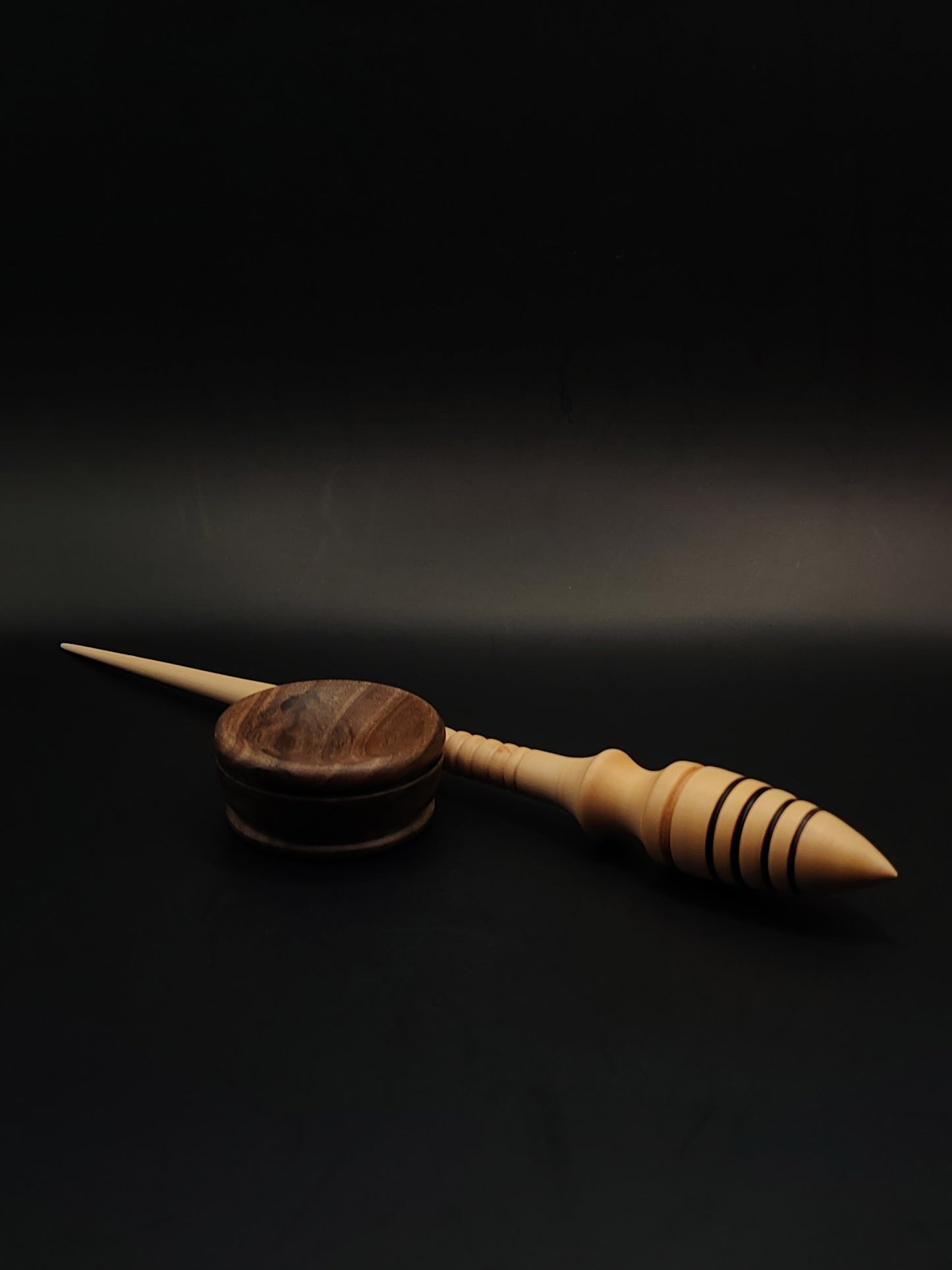 Artisan Support Spindle for Yarn Spinning – 21g / 0.74oz – 26cm / 10.2in | Set with Walnut Support Bowl