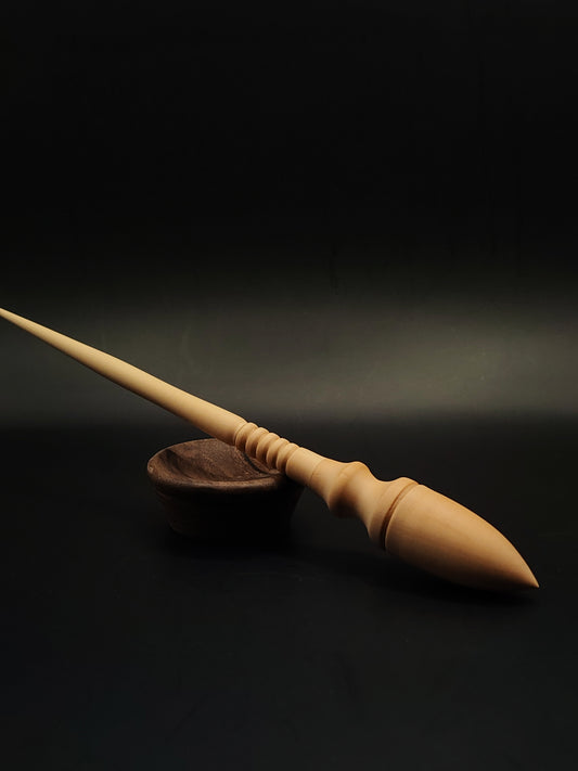 Artisan Support Spindle for Yarn Spinning – 22g / 25.5cm (0.78oz / 10in) – Pear Wood with Walnut Bowl
