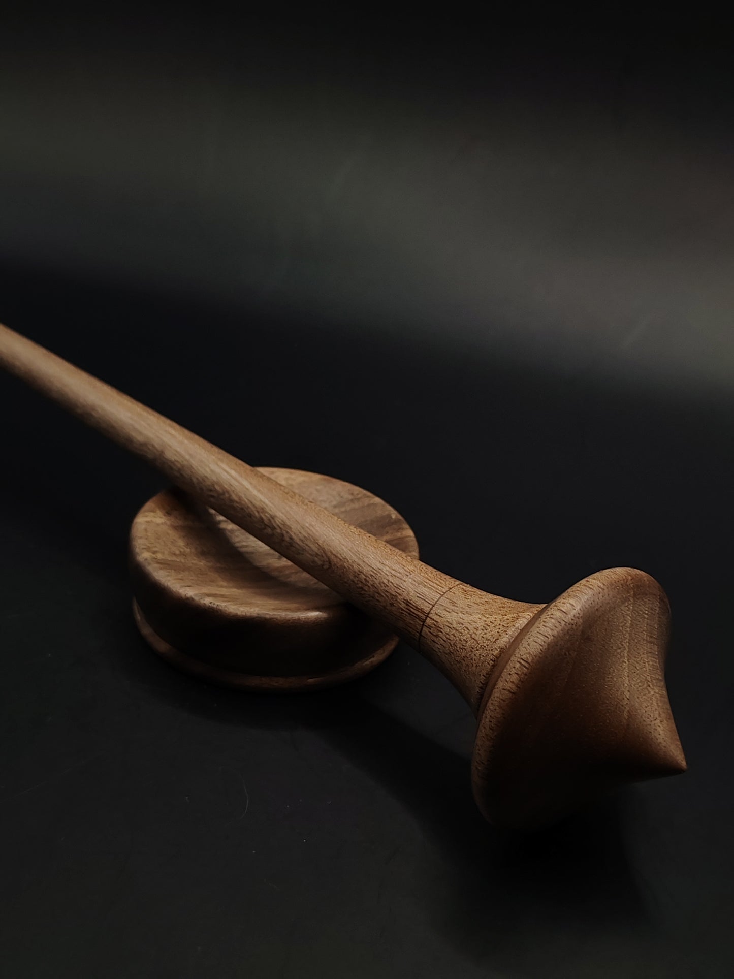 Support Spindle for Yarn Spinning – 26 cm (24 g) Walnut Wood Set with Bowl | Handcrafted Spinning Tool by Kravelli
