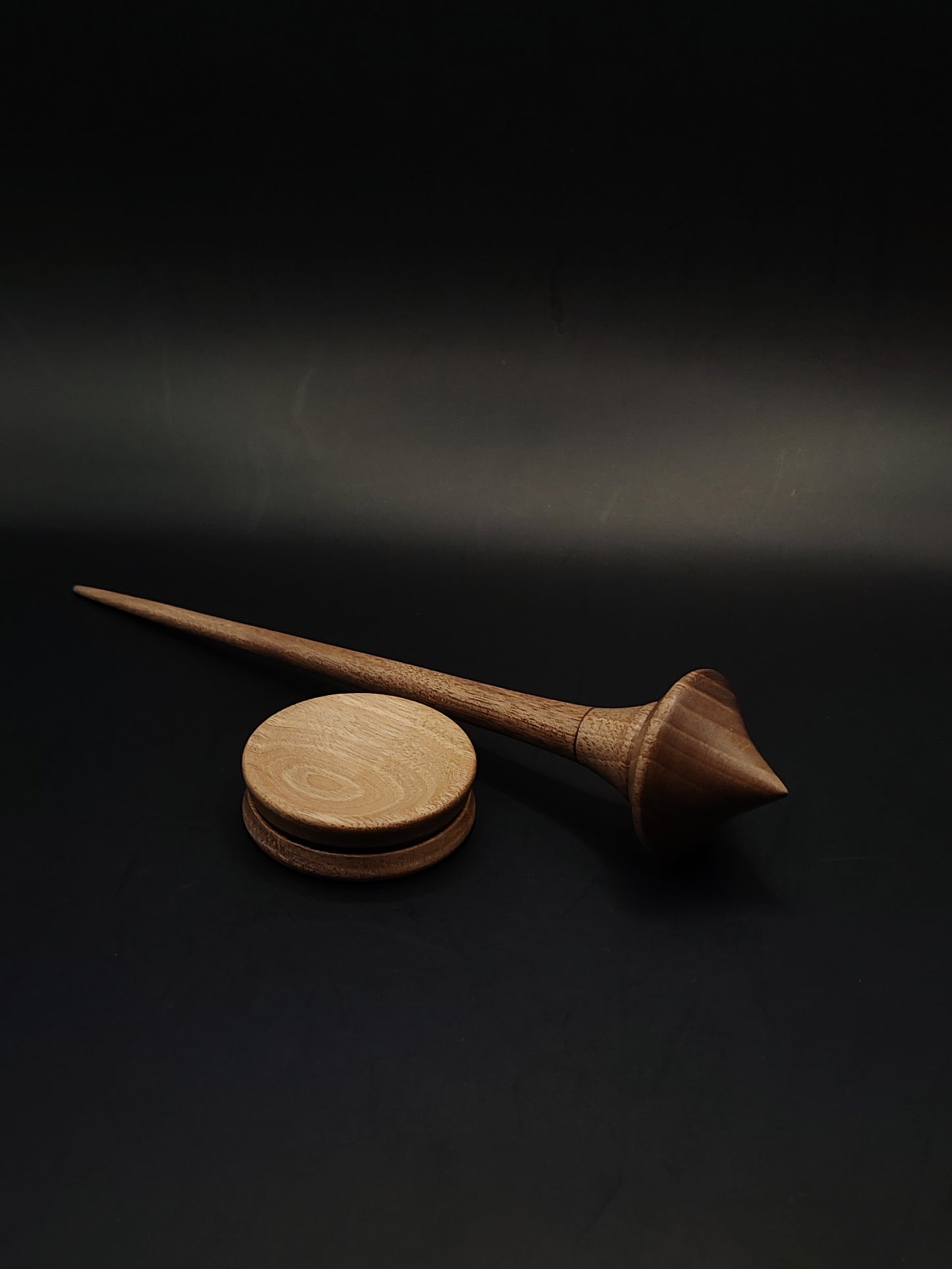 Support Spindle for Yarn Spinning – 20.5 cm (20 g) Walnut Wood Set with Grey Walnut Bowl | Compact Handcrafted Tool by Kravelli