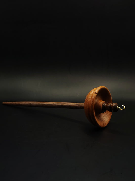 Drop Spindle for Yarn Spinning – Walnut Shaft & Red Beech Whorl | 27.5 cm (50 g) | Handcrafted Top Whorl Spindle by Kravelli