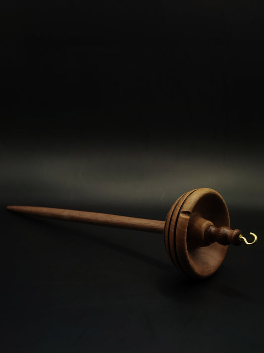 Drop Spindle for Yarn Spinning – Solid Walnut | 27 cm (55 g) | Handcrafted Top Whorl Spindle by Kravelli