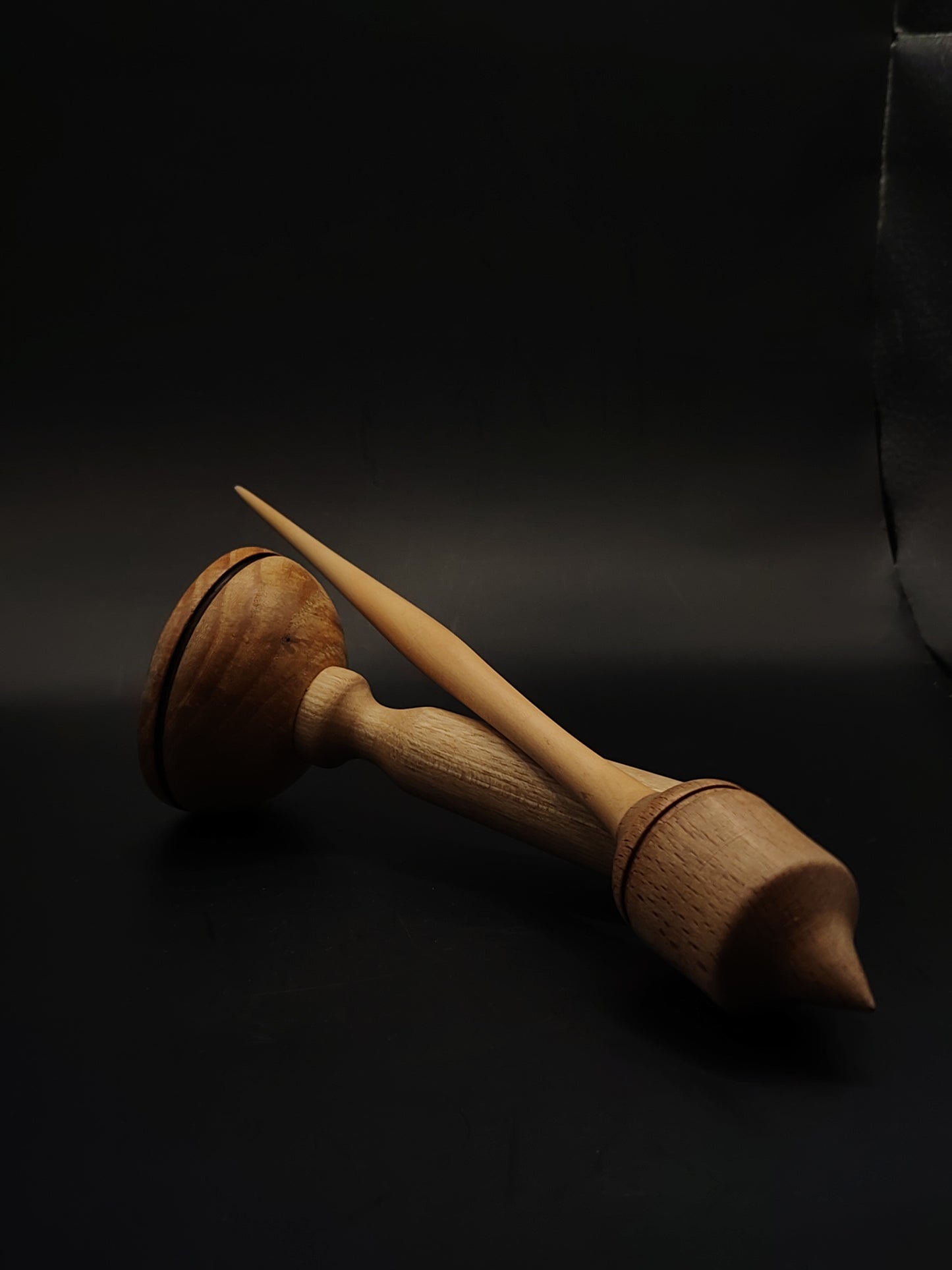 Support Spindle for Yarn Spinning – Pear Shaft & Beech Whorl | 26 cm (33 g) | Set with Oak & Pear Lap Support Bowl | Handmade by Kravelli
