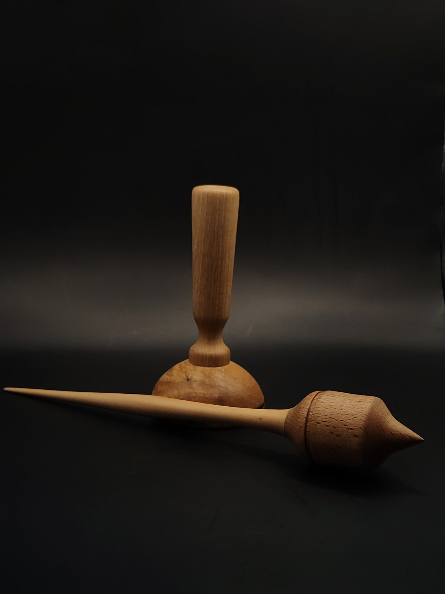 Support Spindle for Yarn Spinning – Pear Shaft & Beech Whorl | 26 cm (33 g) | Set with Oak & Pear Lap Support Bowl | Handmade by Kravelli