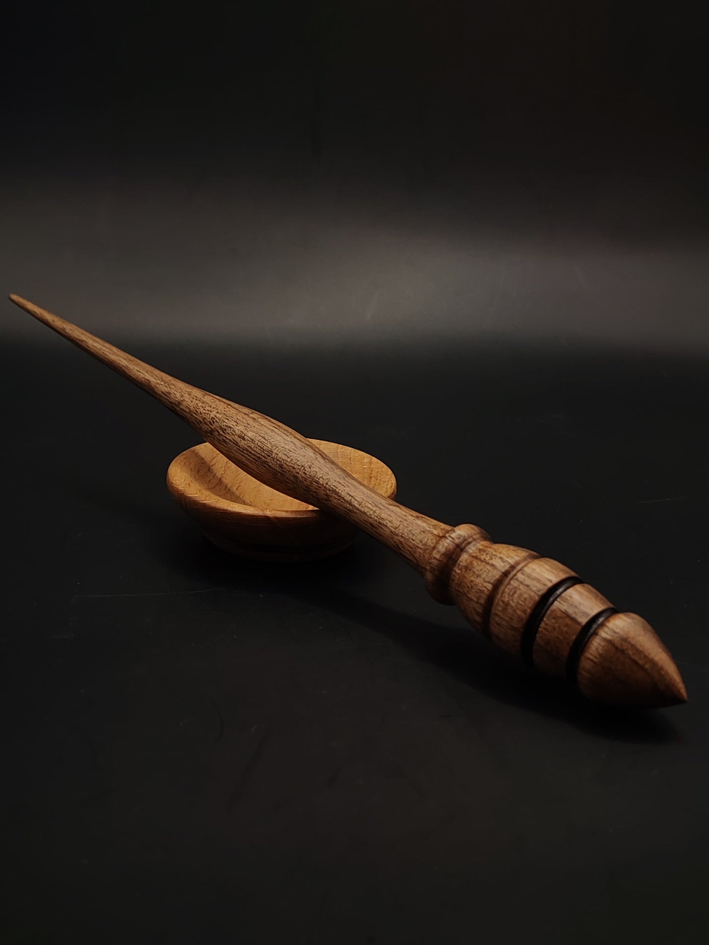 Support Spindle for Yarn Spinning – Artisan Walnut Wood | 23.5 cm (23 g) | Set with Walnut Support Bowl | Handcrafted by Kravelli