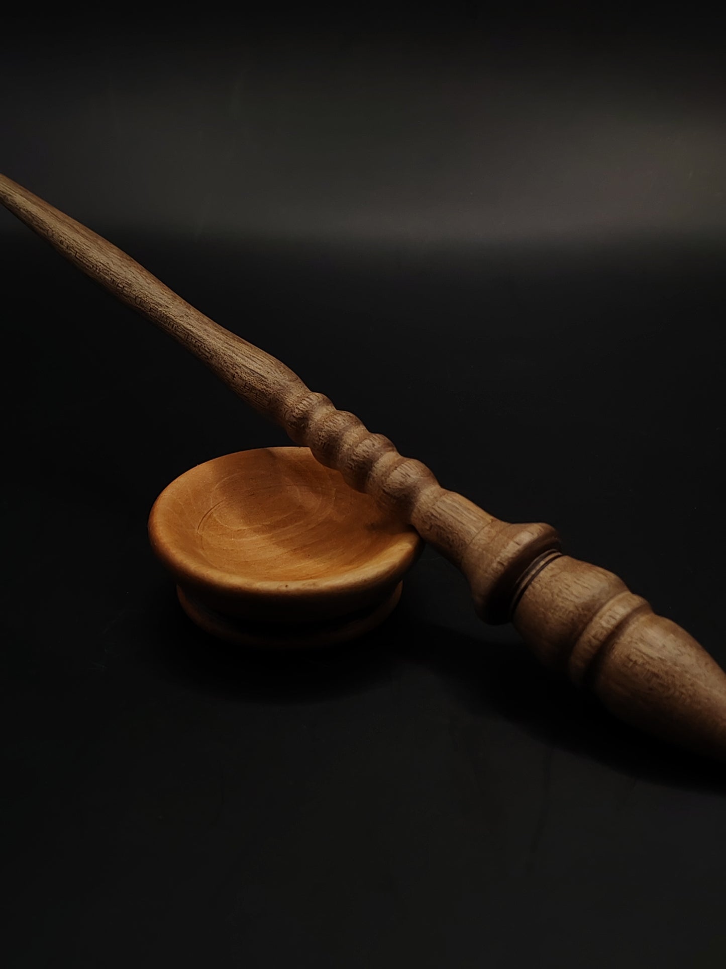 Artisan Support Spindle Set: Walnut Wood (25.5 cm / 10.04 in, 18 g / 0.63 oz) with Pear Support Bowl