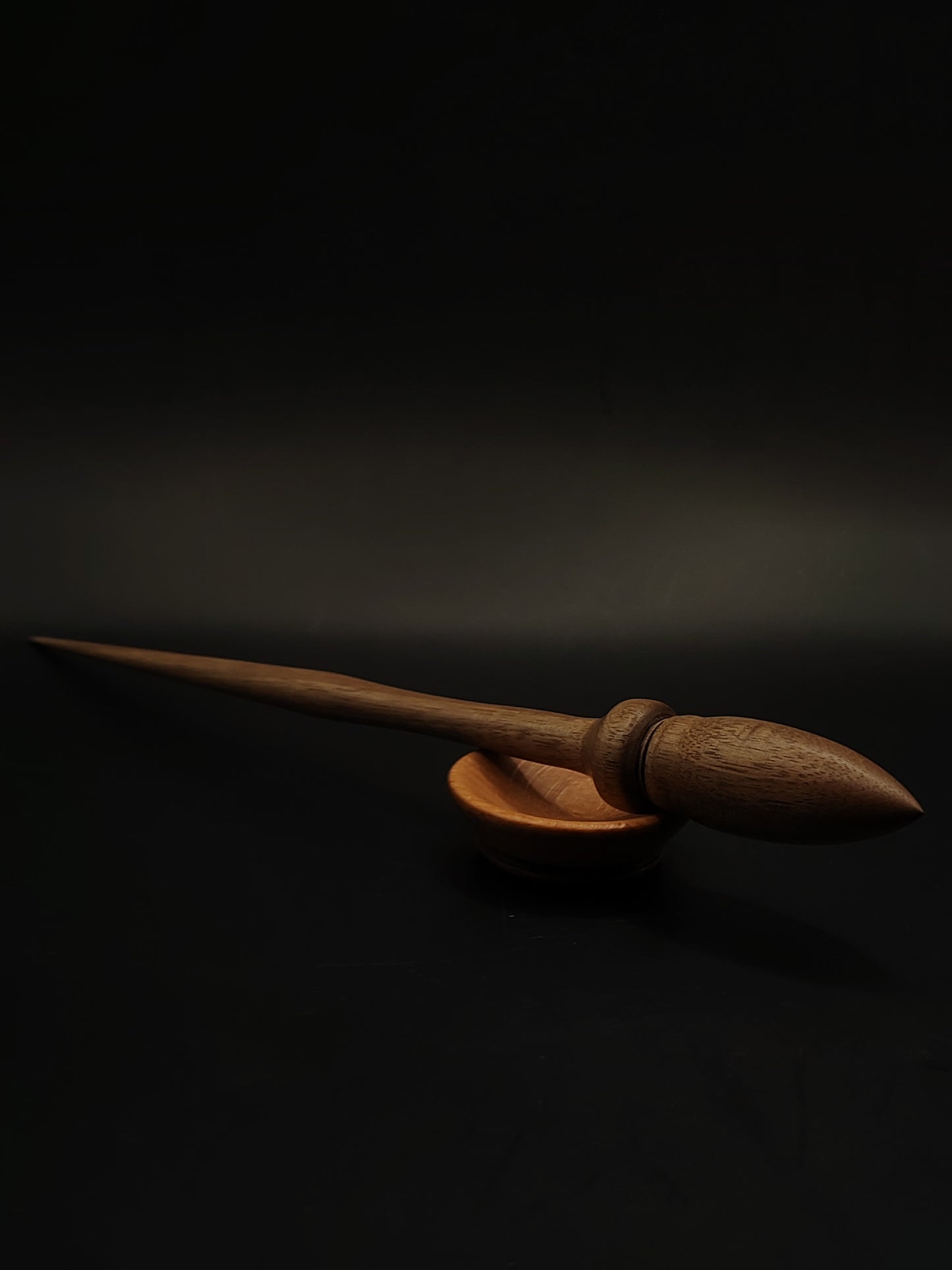 Artisan Support Spindle Set: Walnut Wood (26.5 cm / 10.43 in, 25 g / 0.88 oz) with Beech Support Bowl