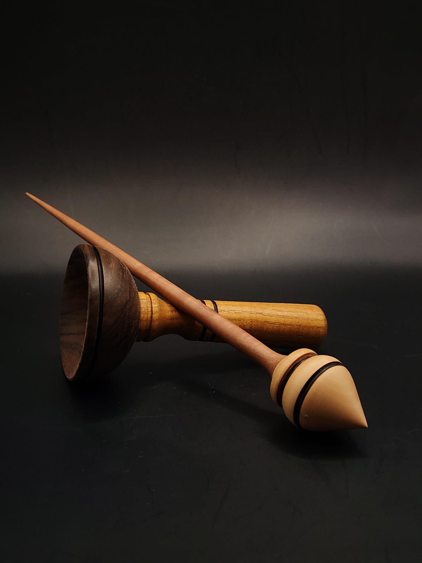 Support Spindle Set – Plum Shaft & Apple Whorl (25.5 cm / 22 g) + Oak-Walnut Lap Bowl | Handcrafted Yarn Spinning Tool