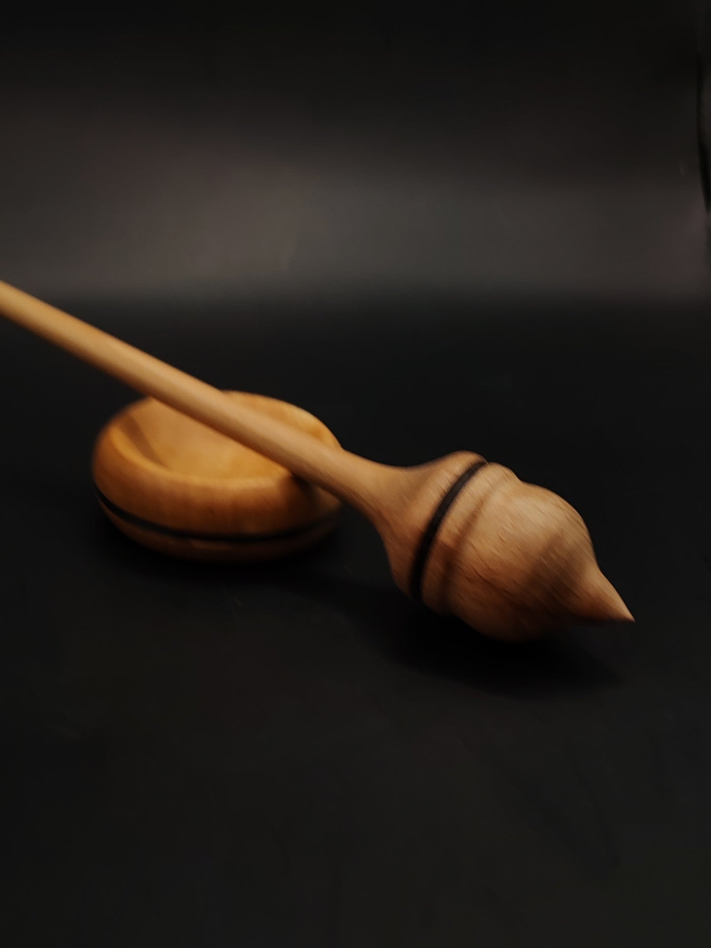 Support Spindle Set – Apple Shaft & Beech Whorl (25.5 cm / 20 g) + Pear Bowl | Handcrafted Yarn Spinning Tool by Kravelli