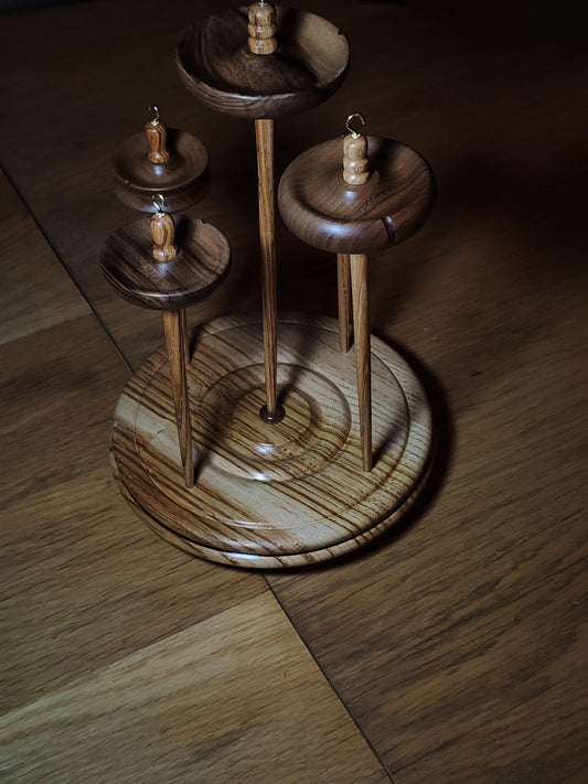 Drop Spindle Set – Chestnut & Walnut | 5 Spindles + Matching Stand | Handcrafted by Kravelli (61g to 23g Range)