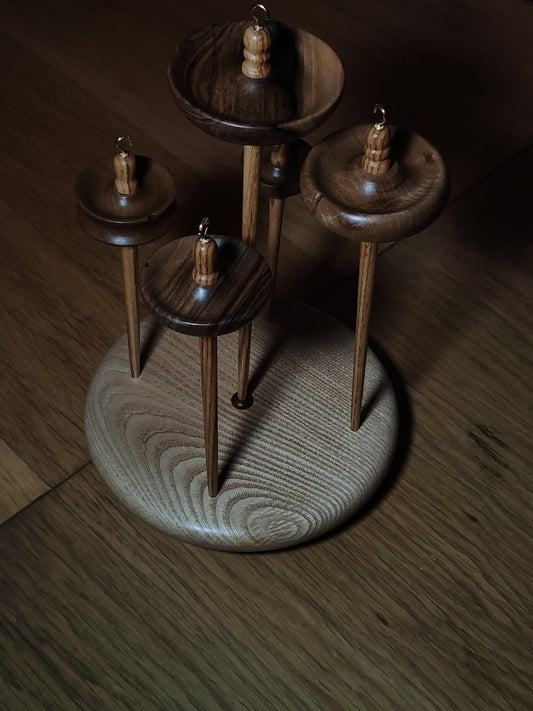 Artisan Drop Spindle Collection – Walnut & Chestnut Set of 5 with Stand | 60g to 19g Weights | Kravelli Handmade