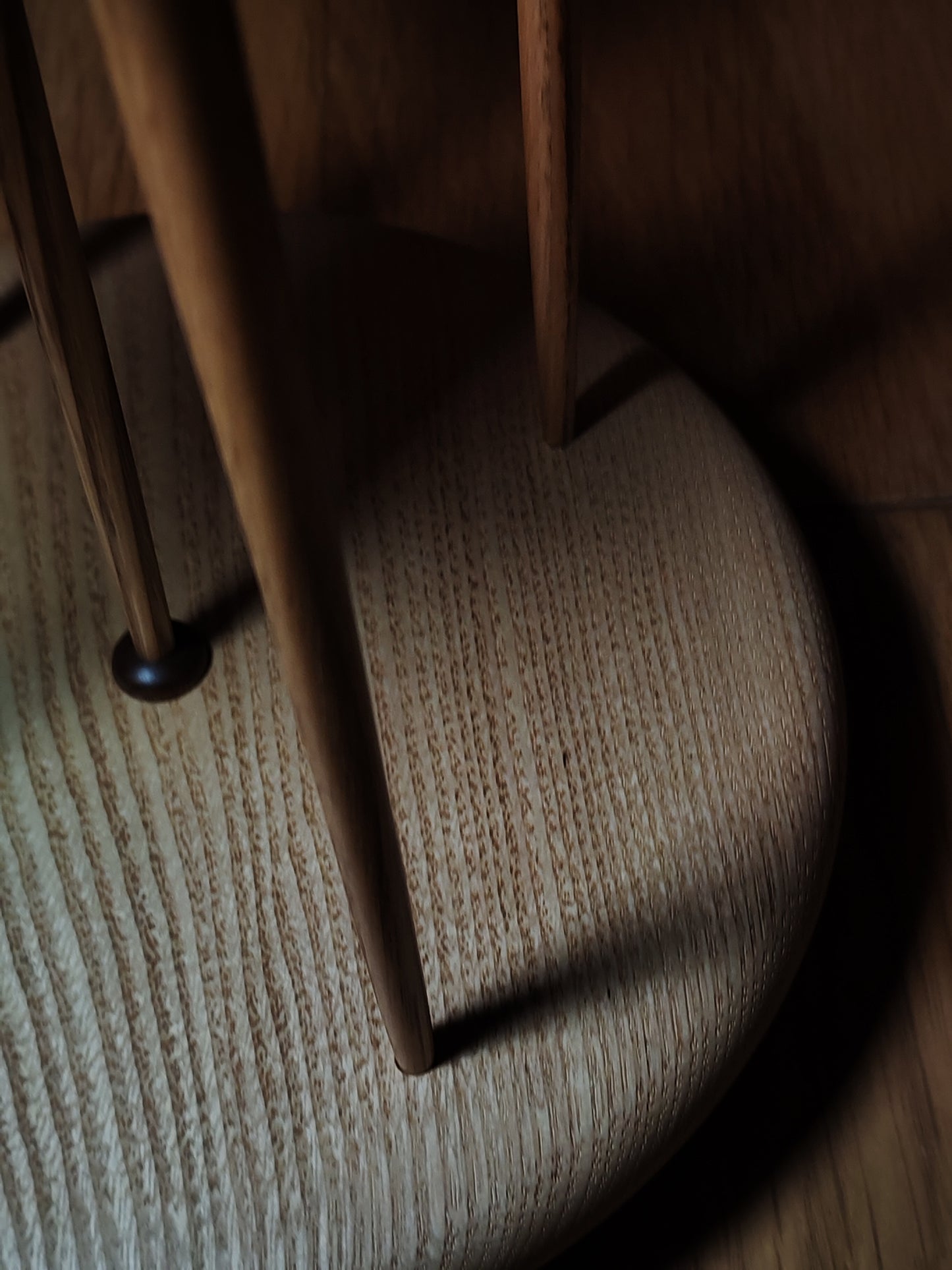 Artisan Drop Spindle Collection – Walnut & Chestnut Set of 5 with Stand | 60g to 19g Weights | Kravelli Handmade