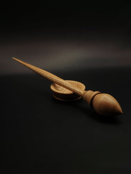 Support Spindle – Walnut Whorl & Chestnut Shaft (26.5 cm, 26 g) with Chestnut Bowl | Handcrafted for Yarn Spinning | Kravelli