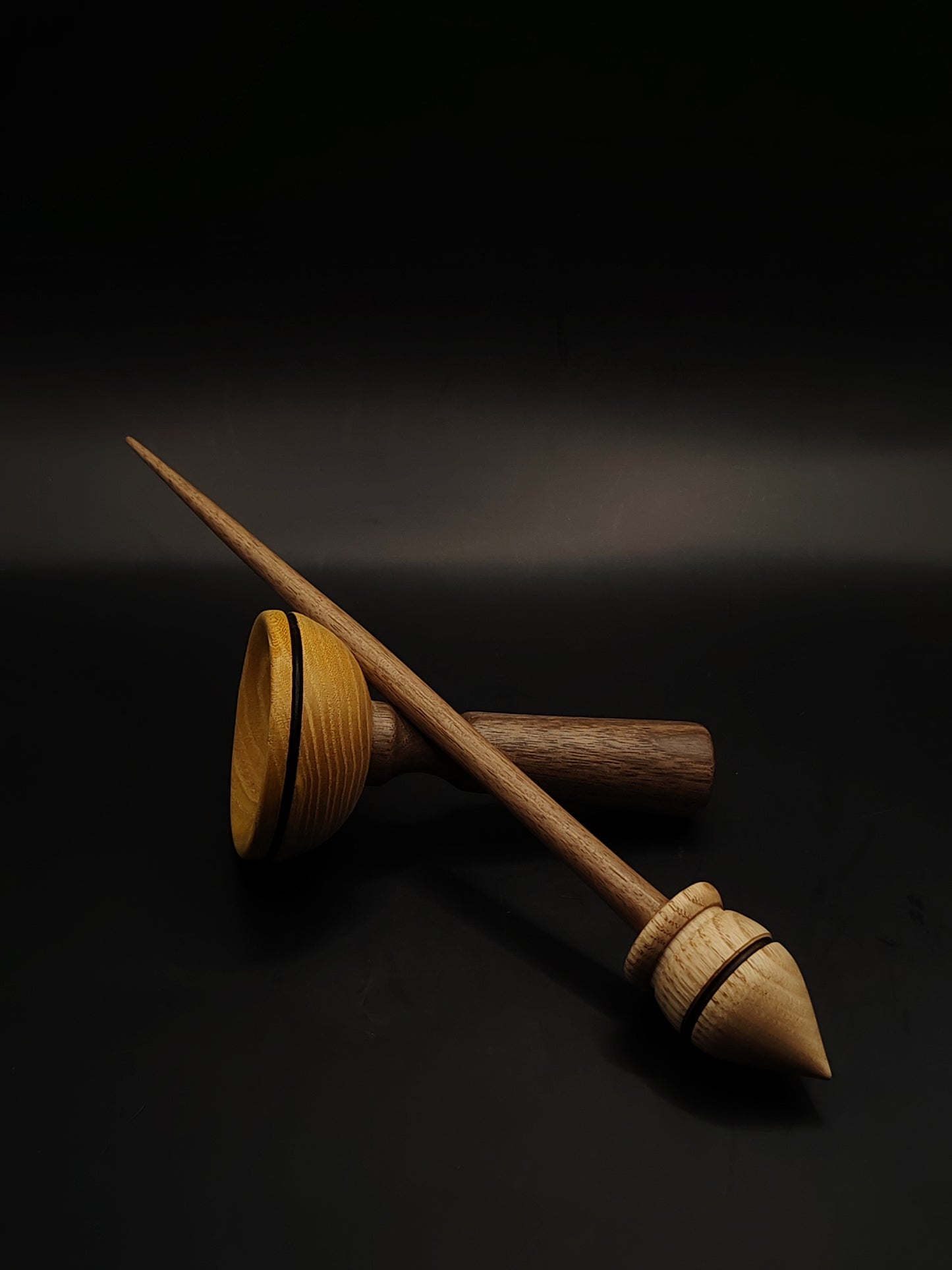 Support Spindle – Walnut Shaft & Chestnut Whorl (27.5 cm, 24 g) with Walnut & Mulberry Lap Bowl | Yarn Spinner | Kravelli