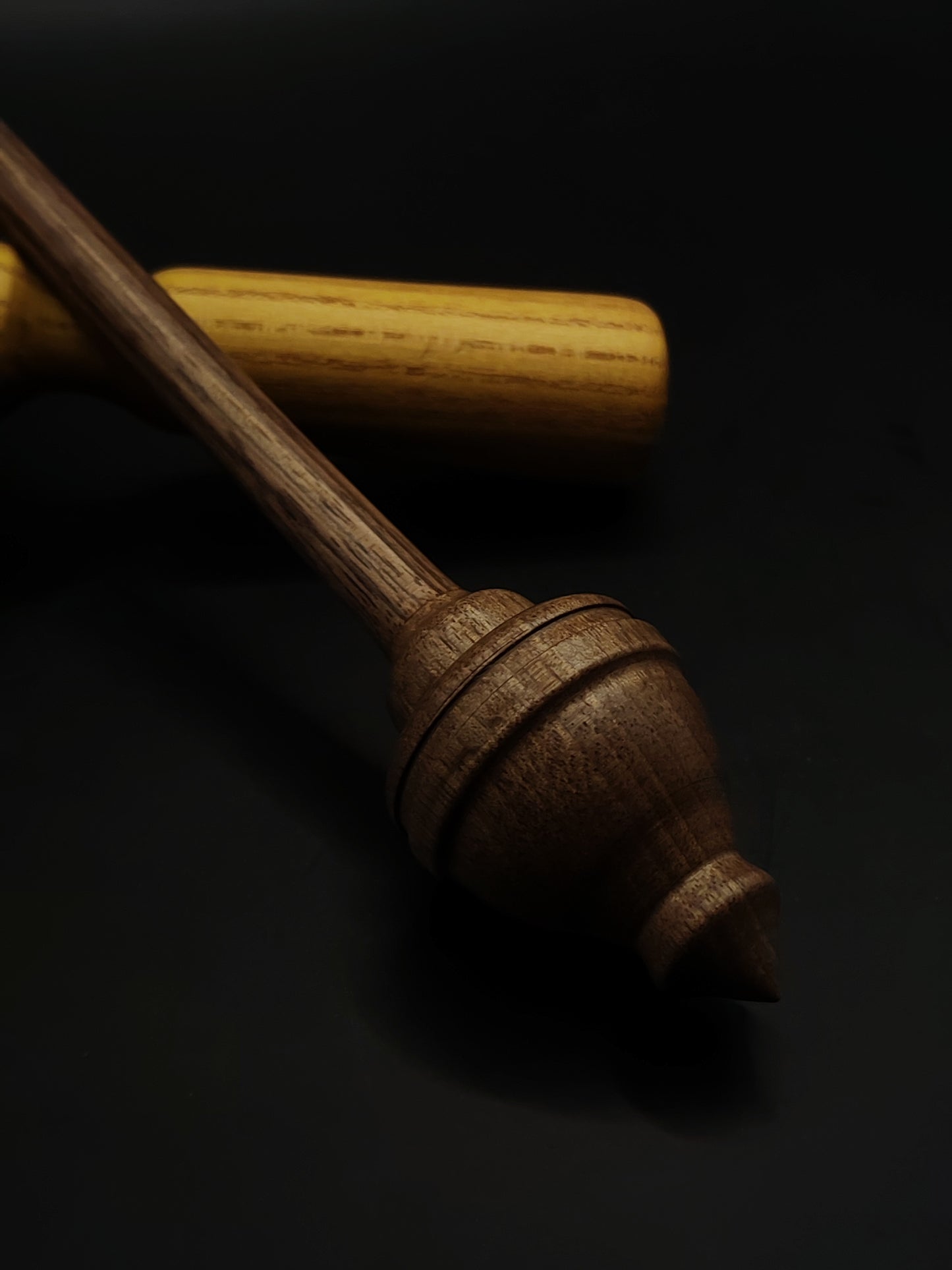 Support Spindle – All Walnut Wood (27 cm, 28 g) with Beech & Mulberry Lap Support Bowl | Handmade Yarn Spinning Tool | Kravelli