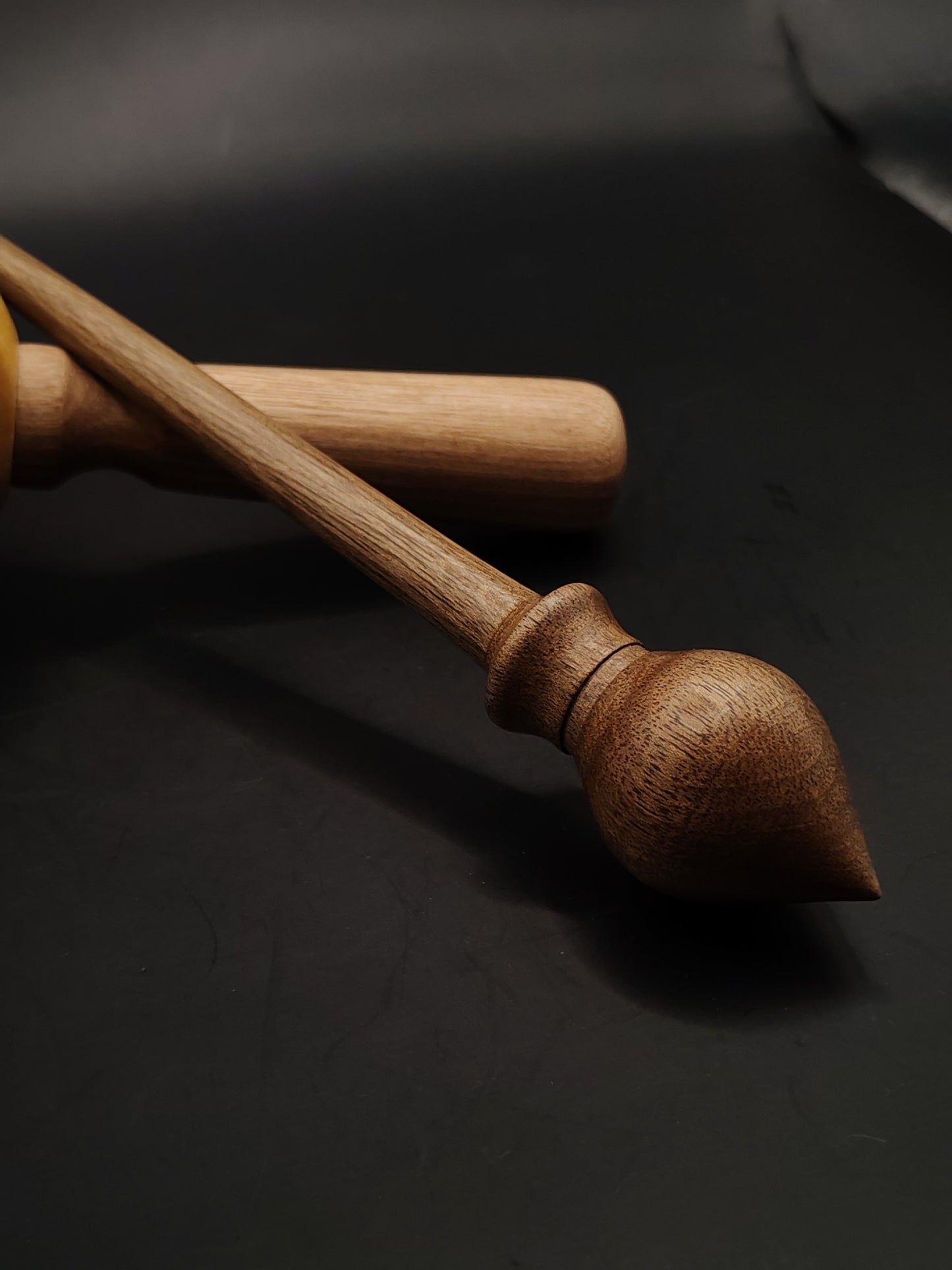 Support Spindle – Walnut Whorl & Shaft (27.5 cm, 22 g) with Walnut & Mulberry Lap Bowl | Spinning Tool by Kravelli