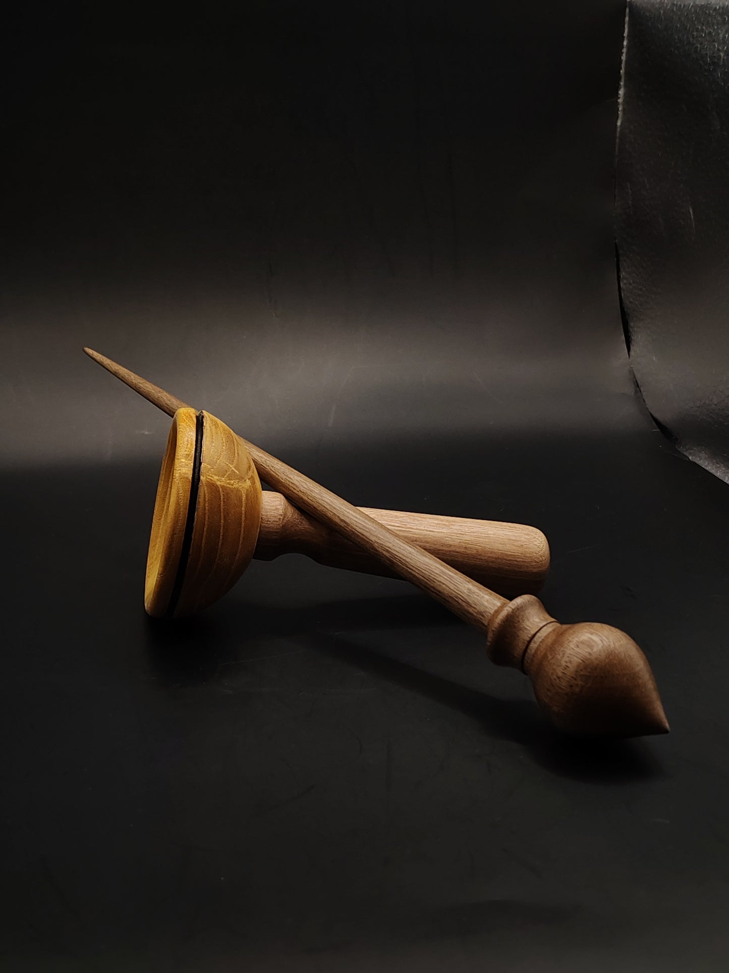 Support Spindle – Walnut Whorl & Shaft (27.5 cm, 22 g) with Walnut & Mulberry Lap Bowl | Spinning Tool by Kravelli