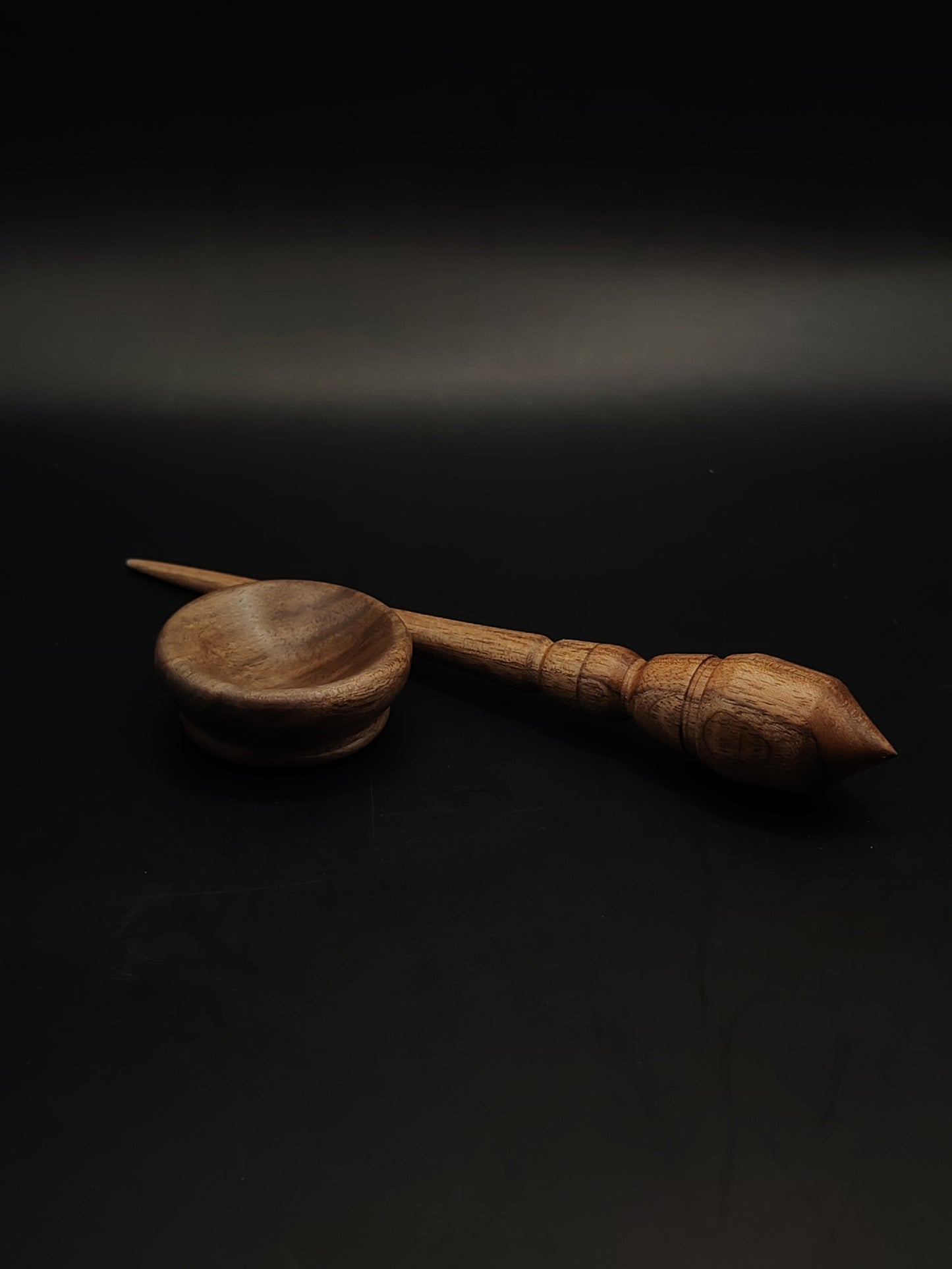 Mini Support Spindle – Walnut Wood (17 cm / 11 g) + Tiny Walnut Spinning Bowl | Micro Spindle Set by Kravelli