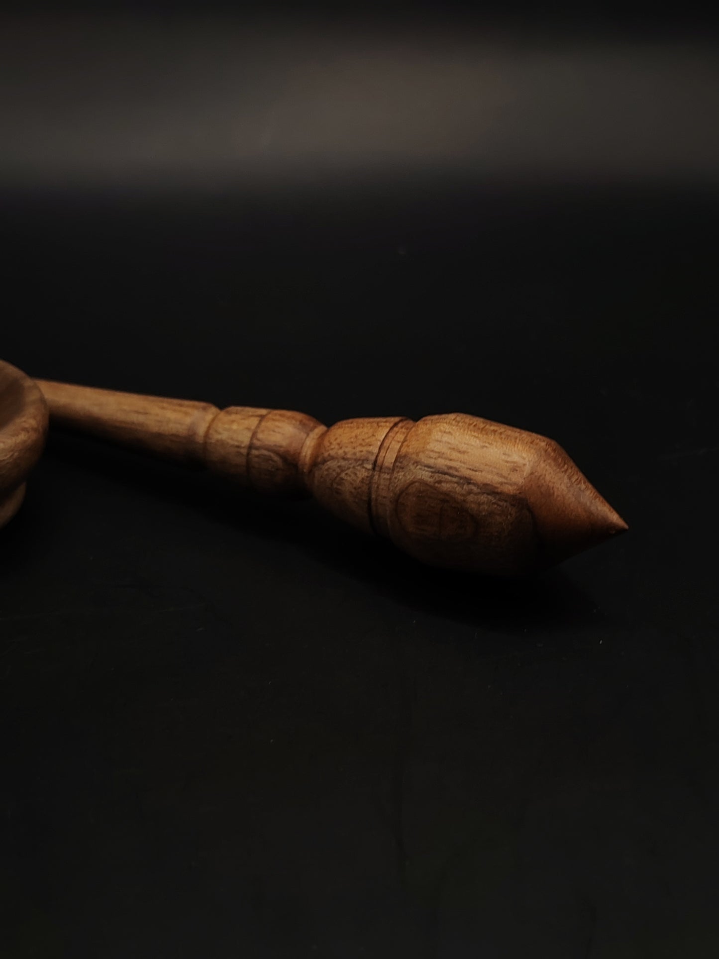 Mini Support Spindle – Walnut Wood (17 cm / 11 g) + Tiny Walnut Spinning Bowl | Micro Spindle Set by Kravelli