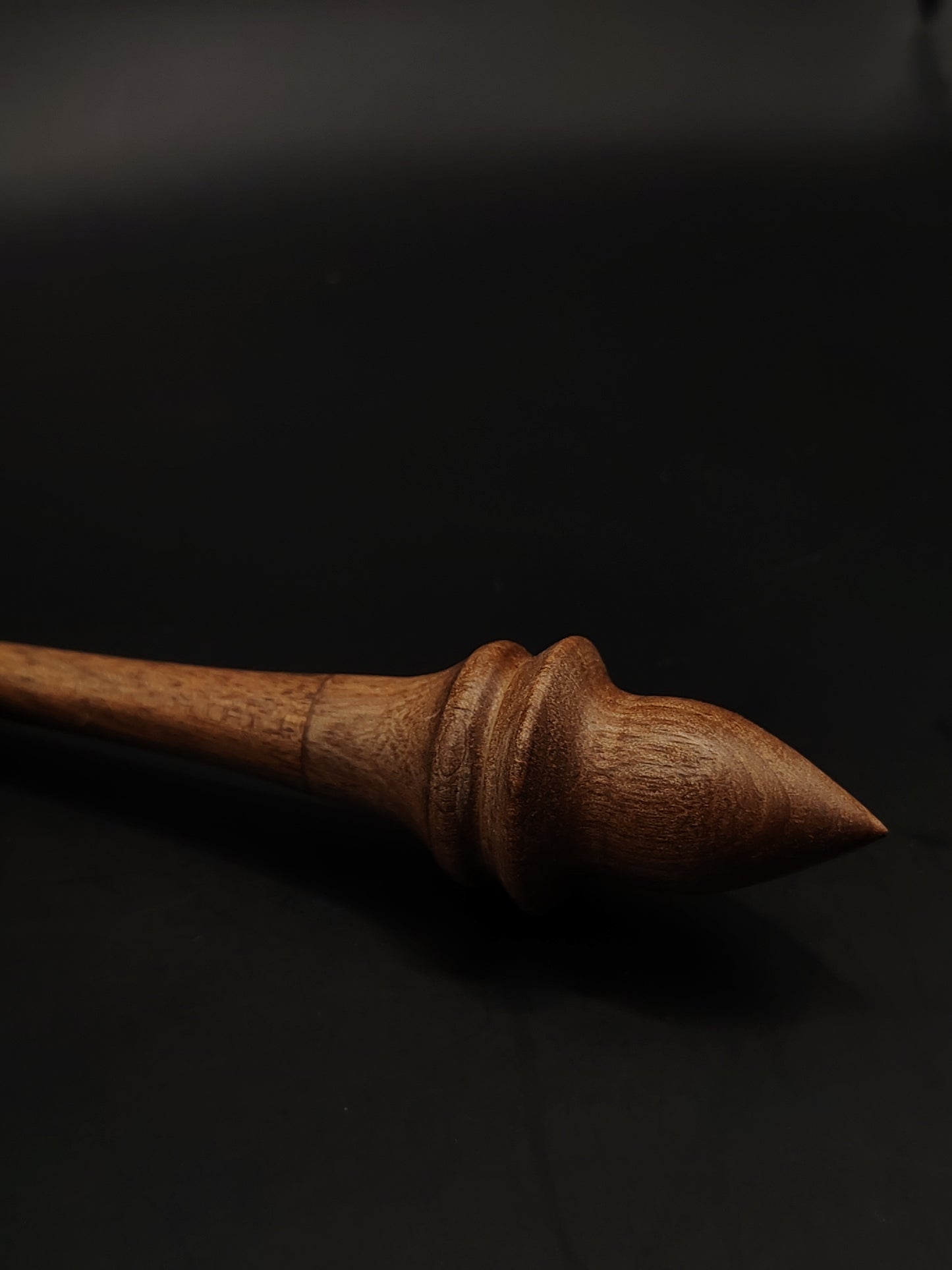 An ultra-light 9 g all-walnut mini support spindle with a matching tiny bowl — ideal for cotton, fine lace spinning, and travel.