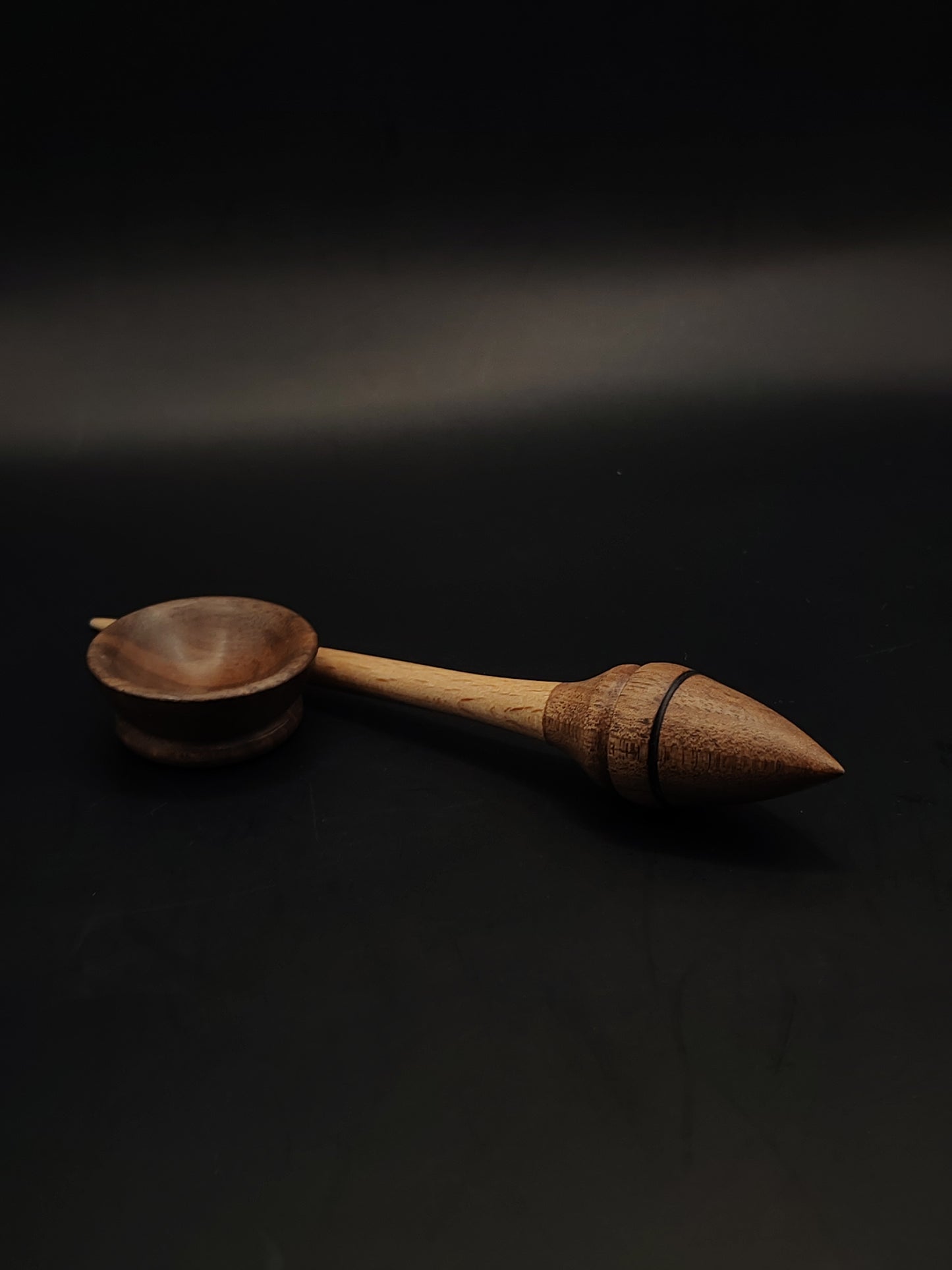 Mini Support Spindle – Walnut Whorl & Beech Shaft (16.5 cm / 11 g) + Tiny Walnut Spinning Bowl | Micro Spindle by Kravelli