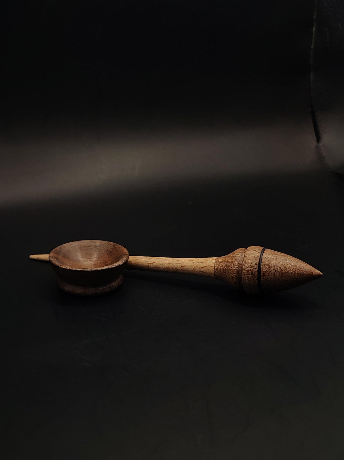 Mini Support Spindle – Walnut Whorl & Beech Shaft (16.5 cm / 11 g) + Tiny Walnut Spinning Bowl | Micro Spindle by Kravelli