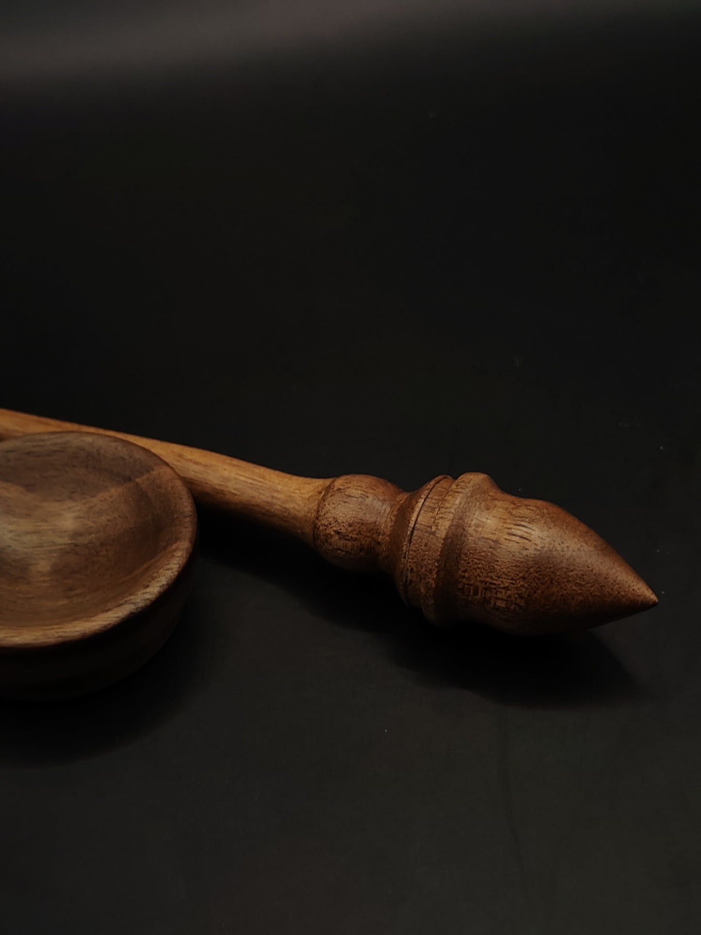 Mini Support Spindle – Walnut Wood (16 cm / 9 g) + Tiny Walnut Spinning Bowl | Lightweight Micro Spindle by Kravelli