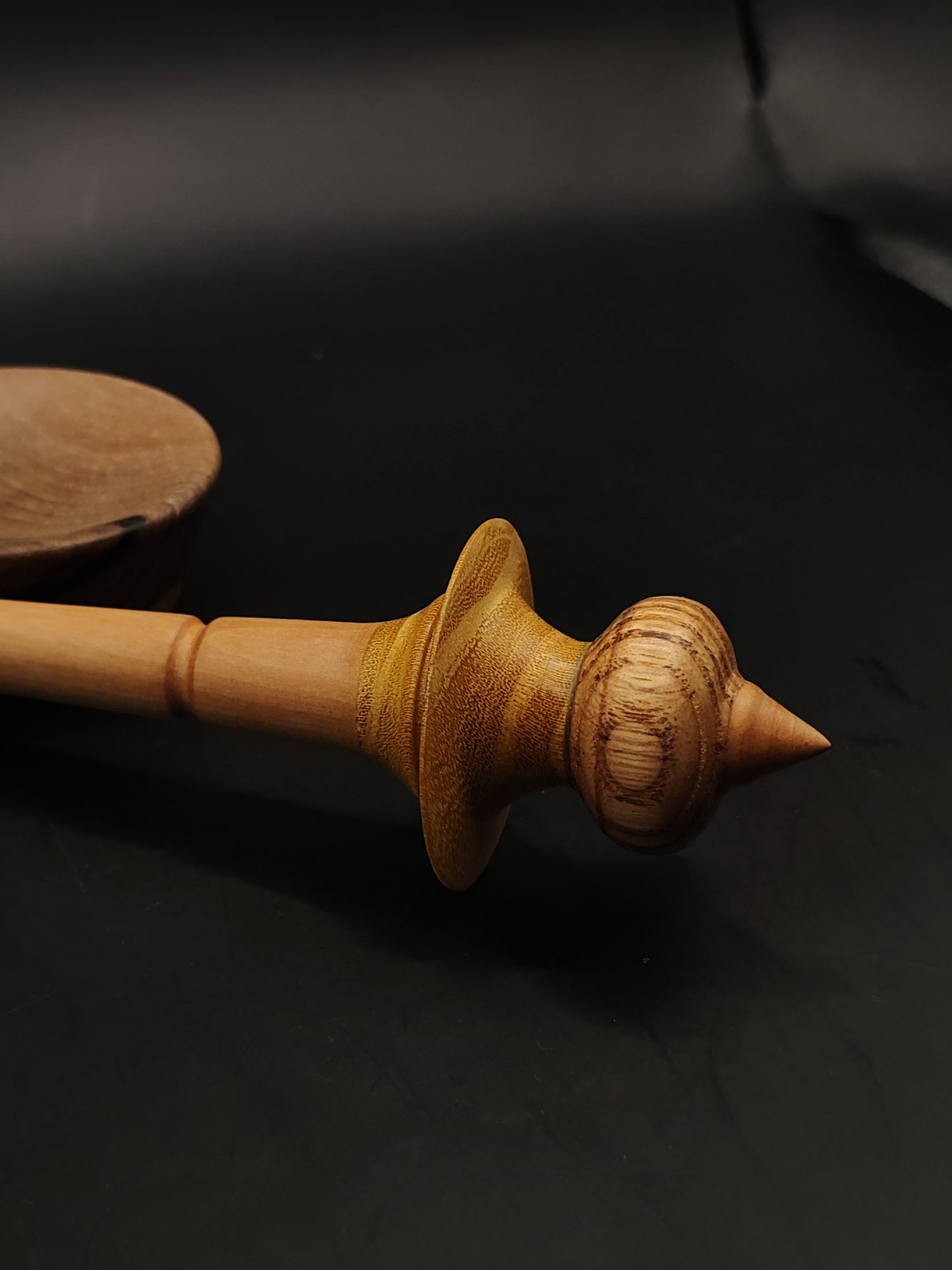 Support Spindle – Pear Shaft + Chestnut & Mulberry Whorl (25 cm / 9.8″, 20 g / 0.70 oz) + Walnut Spinning Bowl | Artisan Handmade by Kravelli