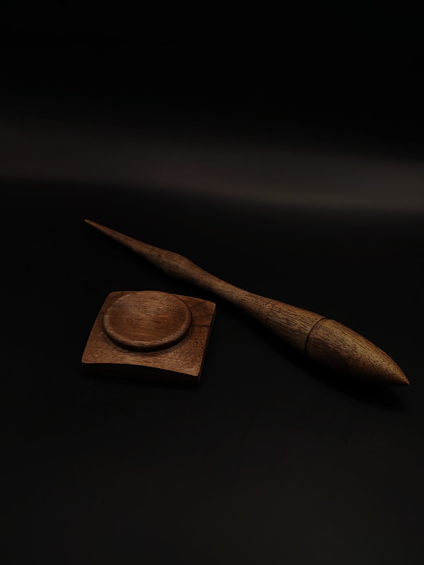 Goddess Support Spindle – Walnut Wood (25 cm / 9.8″, 23 g / 0.81 oz) + Walnut Spinning Bowl | Artisan Handmade by Kravelli