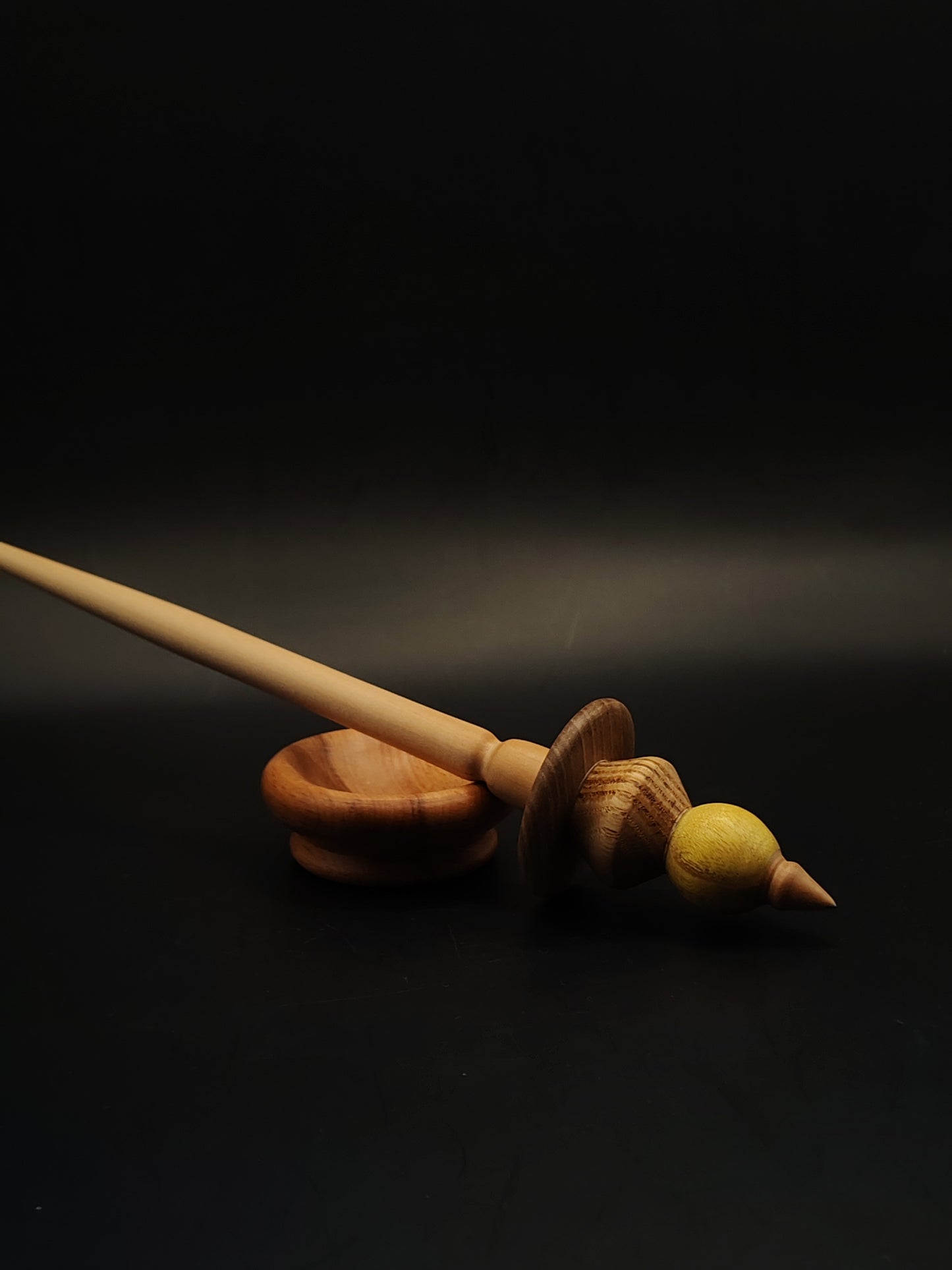 Support Spindle – Apple Shaft + Chestnut & Mulberry Whorl (25 cm / 9.8″, 20 g / 0.70 oz) + Beech Spinning Bowl | Artisan Handmade by Kravelli