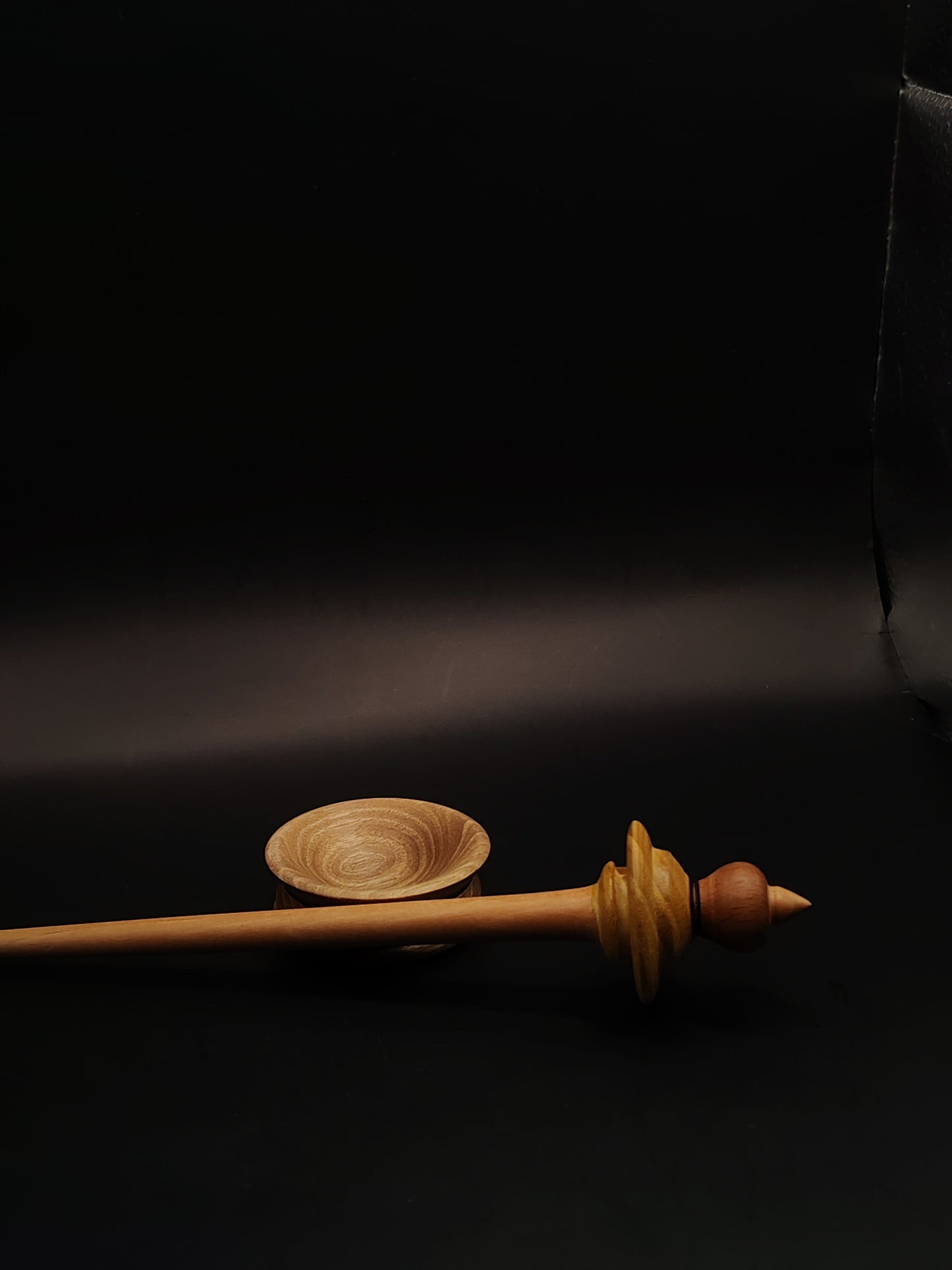 Support Spindle – Pear Shaft + Beech & Mulberry Whorl (26 cm / 10.2″, 21 g / 0.74 oz) + Walnut Spinning Bowl | Artisan Handmade by Kravelli