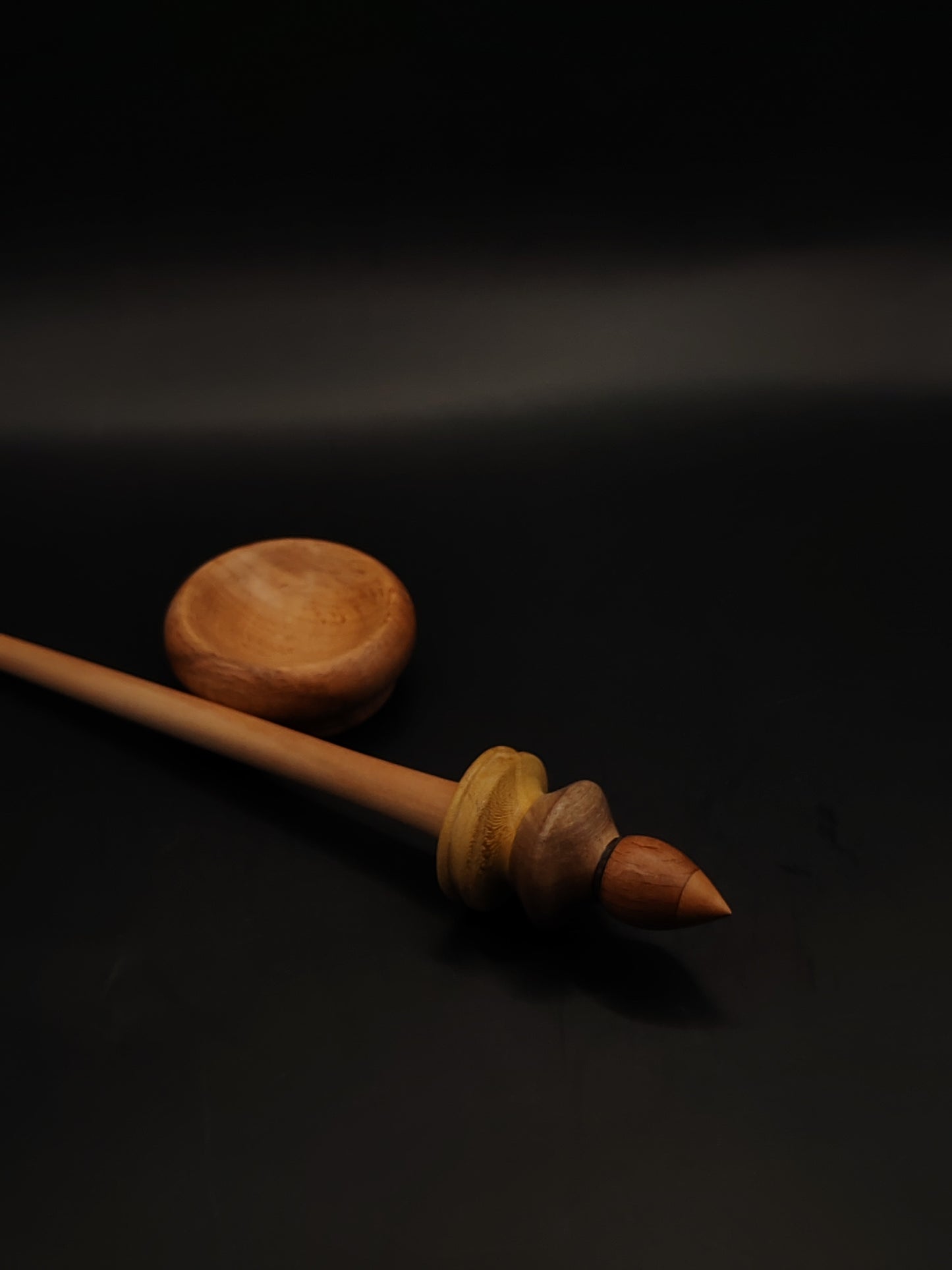 Colorful Support Spindle – Apple Shaft + Beech/Walnut/Mulberry Whorl (25.5 cm / 10″, 21 g / 0.74 oz) + Beech Spinning Bowl | Artisan Handmade by Kravelli