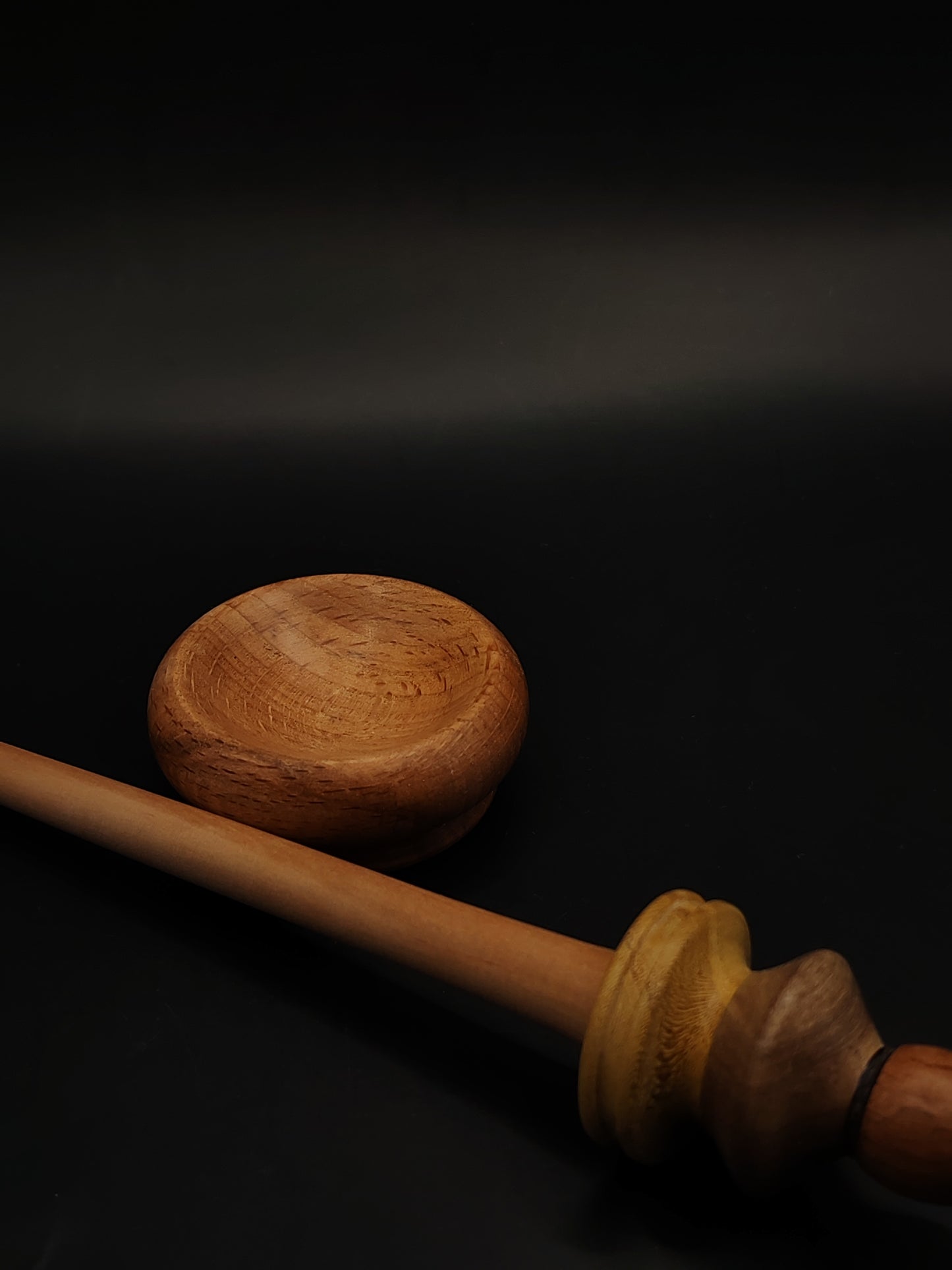 Colorful Support Spindle – Apple Shaft + Beech/Walnut/Mulberry Whorl (25.5 cm / 10″, 21 g / 0.74 oz) + Beech Spinning Bowl | Artisan Handmade by Kravelli