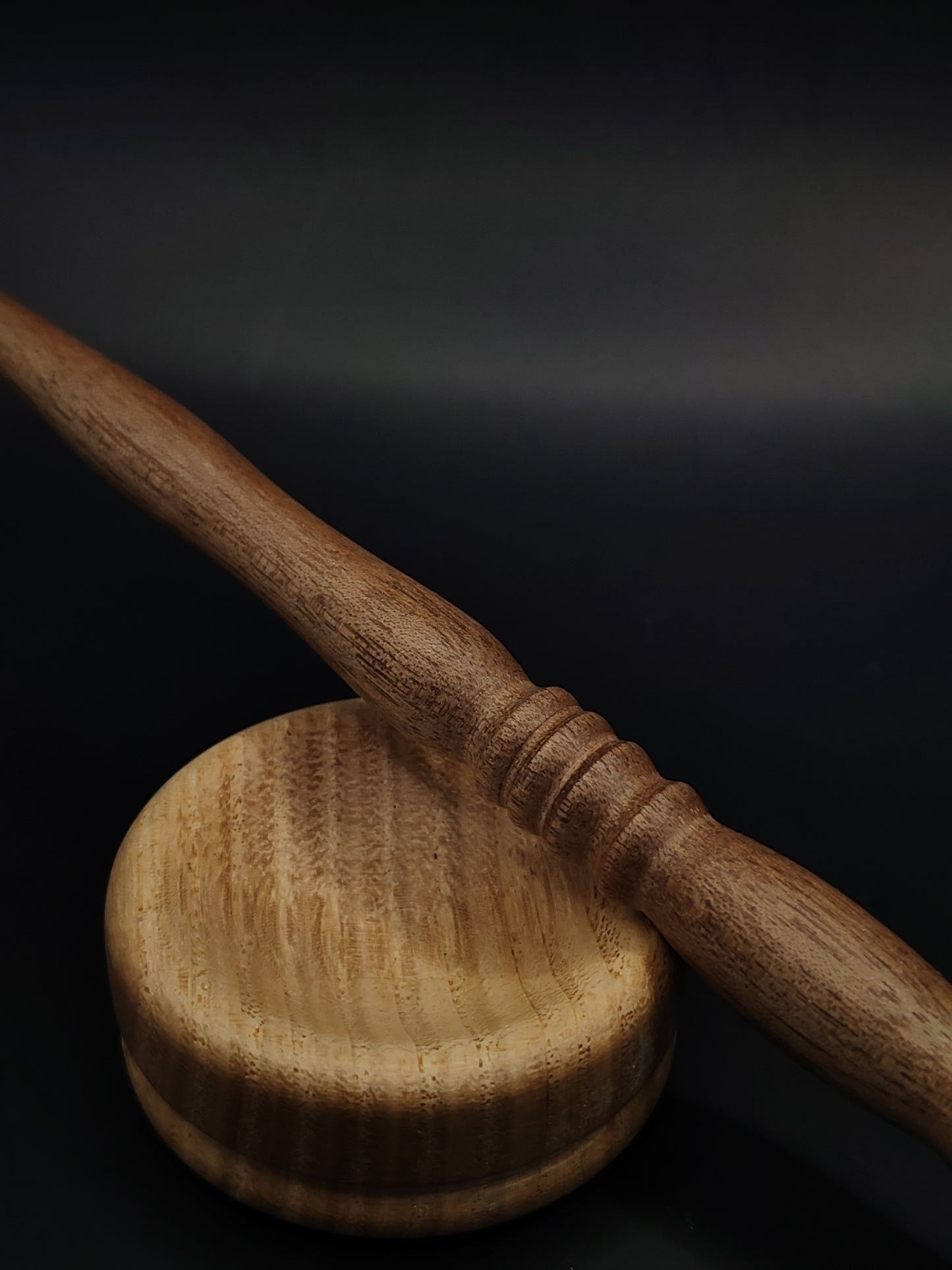 Artisan Support Spindle – Walnut Wood (26 cm / 10.2″, 24 g / 0.85 oz) + Chestnut Spinning Bowl | Handmade by Kravelli