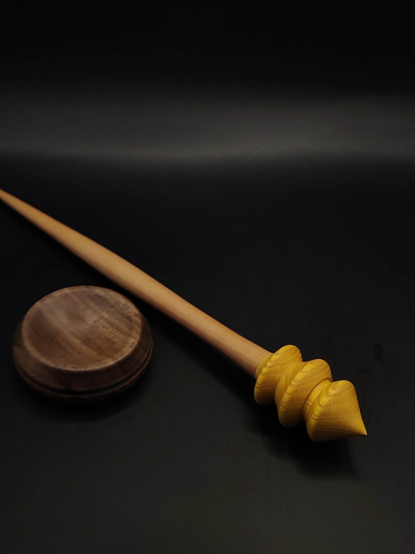 Support Spindle – Mulberry Whorl & Pear Shaft (27.5 cm / 10.8″, 26 g / 0.92 oz) + Walnut Spinning Bowl | Artisan Handmade by Kravelli