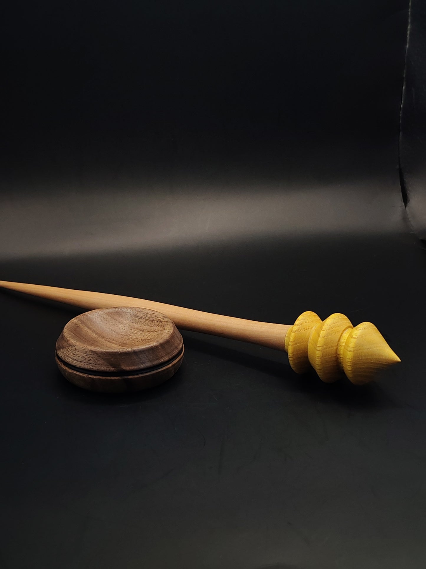 Support Spindle – Mulberry Whorl & Pear Shaft (27.5 cm / 10.8″, 26 g / 0.92 oz) + Walnut Spinning Bowl | Artisan Handmade by Kravelli