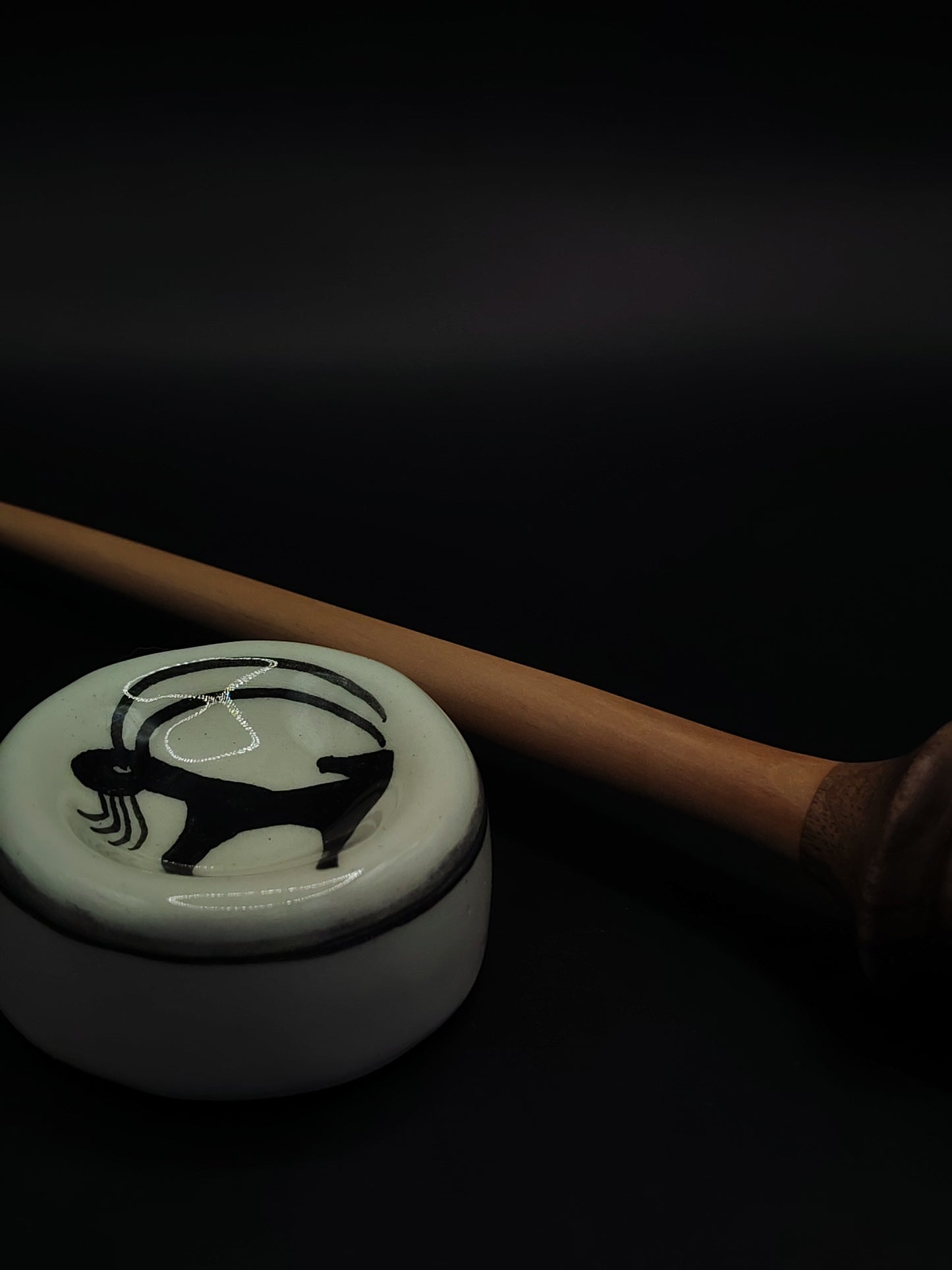 Support Spindle with Metal Tip – Pear Shaft & Walnut Whorl (25.5 cm / 10″, 25 g / 0.88 oz) + Handmade Ceramic Spinning Bowl | Artisan by Kravelli