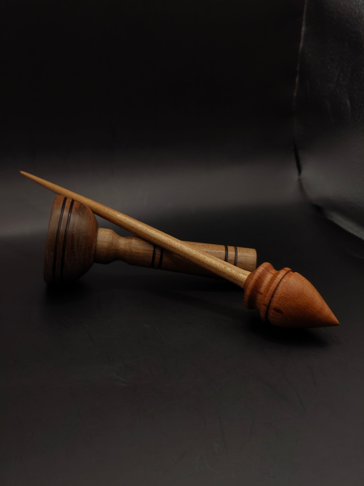 Support Spindle – Chestnut Shaft & Beech Whorl, 25.5 cm / 10″, 28 g + Lap Bowl