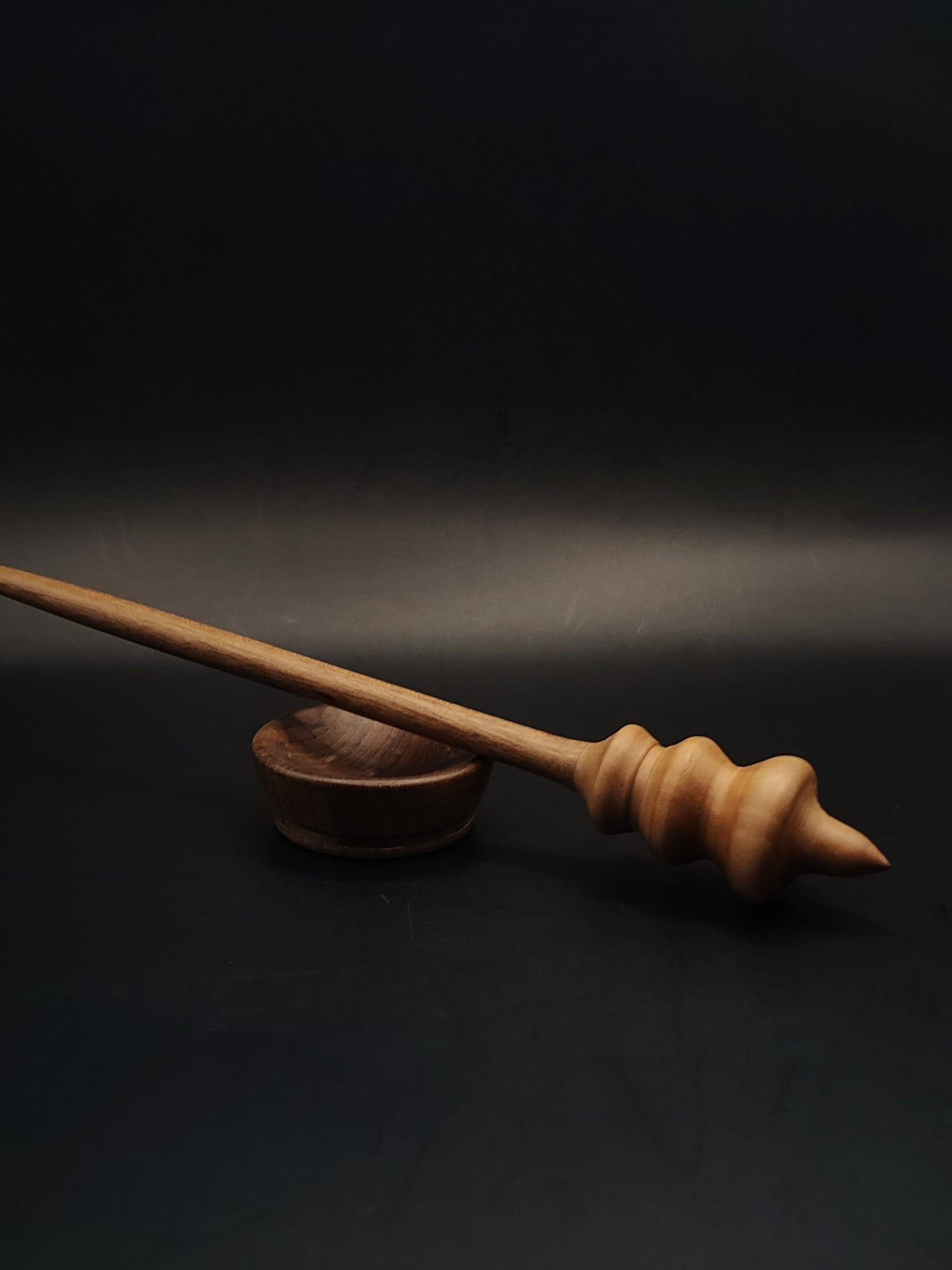 Support Spindle – Walnut Shaft & Pear Whorl, 28 cm / 11″, 24 g + Bowl